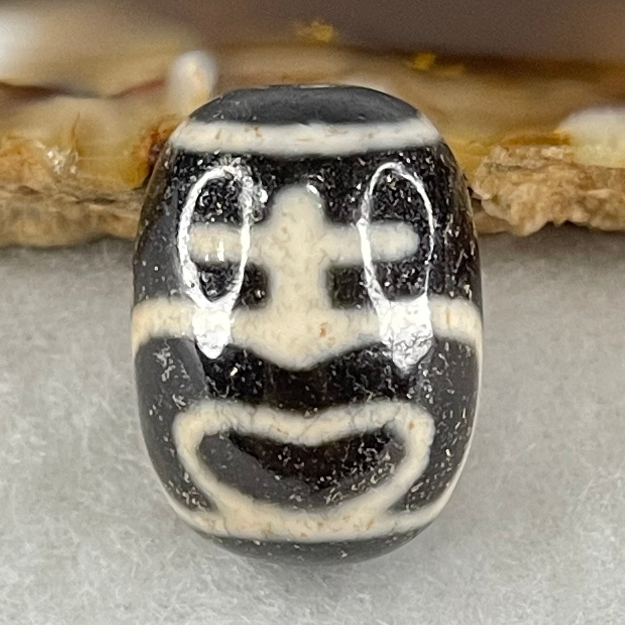 Natural Powerful Tibetan Old Oily Agate Double Nectar Vessel Dzi Bead Heavenly Master (Tian Zhu) 花蜜容器眼天珠 4.75g 17.8 by 13.3mm - Huangs Jadeite and Jewelry Pte Ltd