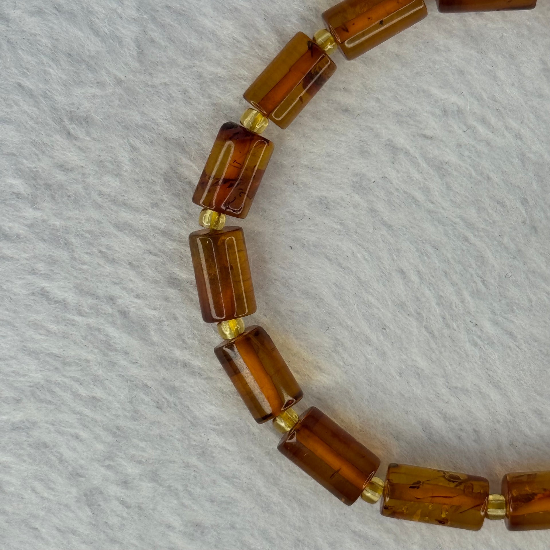 Natural Blood Flower Amber Lulutong Bracelet 天然血花琥珀手链 5.05g 16cm 10.3 by 6.3mm 15 Beads - Huangs Jadeite and Jewelry Pte Ltd