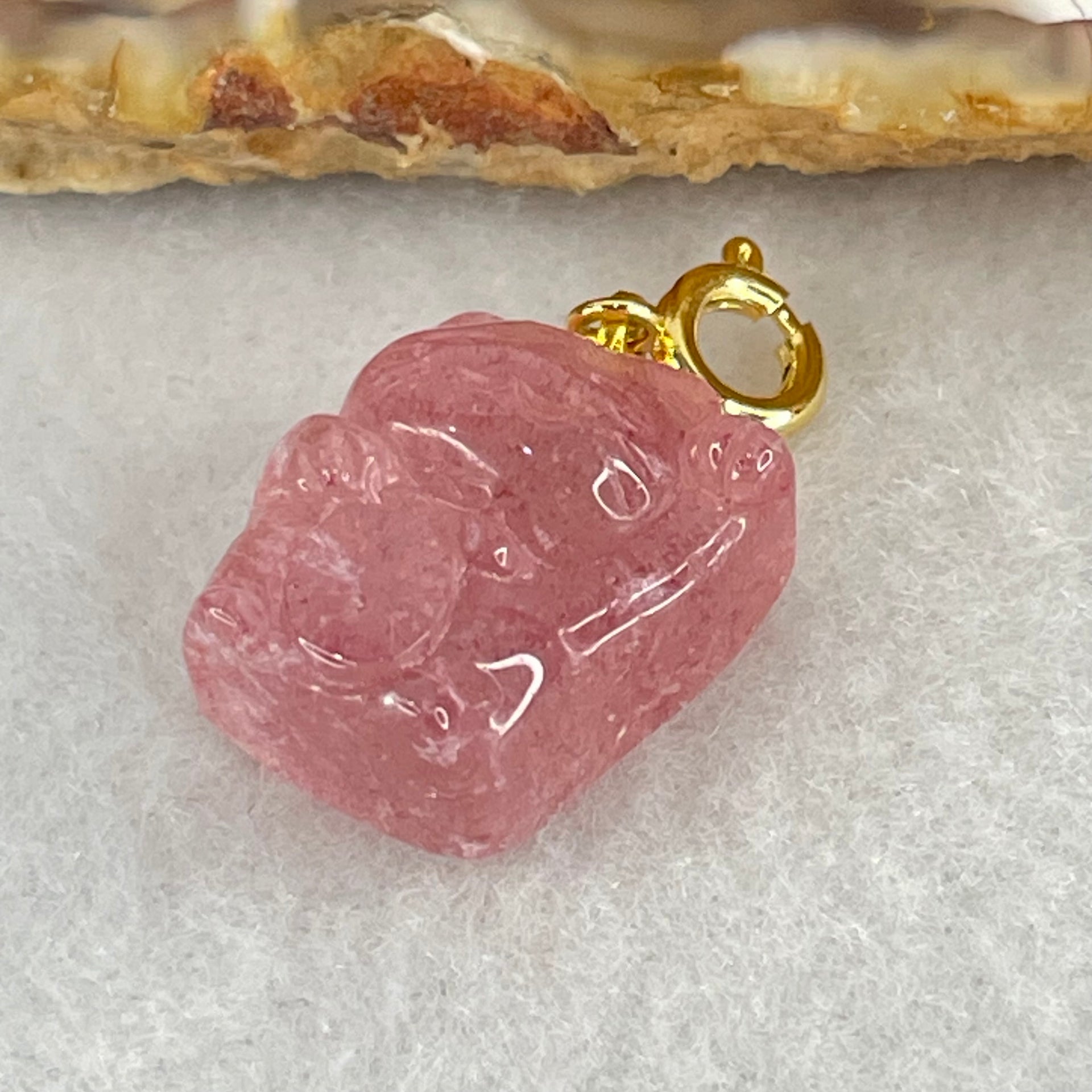 Natural Strawberry Quartz Fortune Cat Charm 4.18g 17.4 by 13.1 by 10.2mm - Huangs Jadeite and Jewelry Pte Ltd