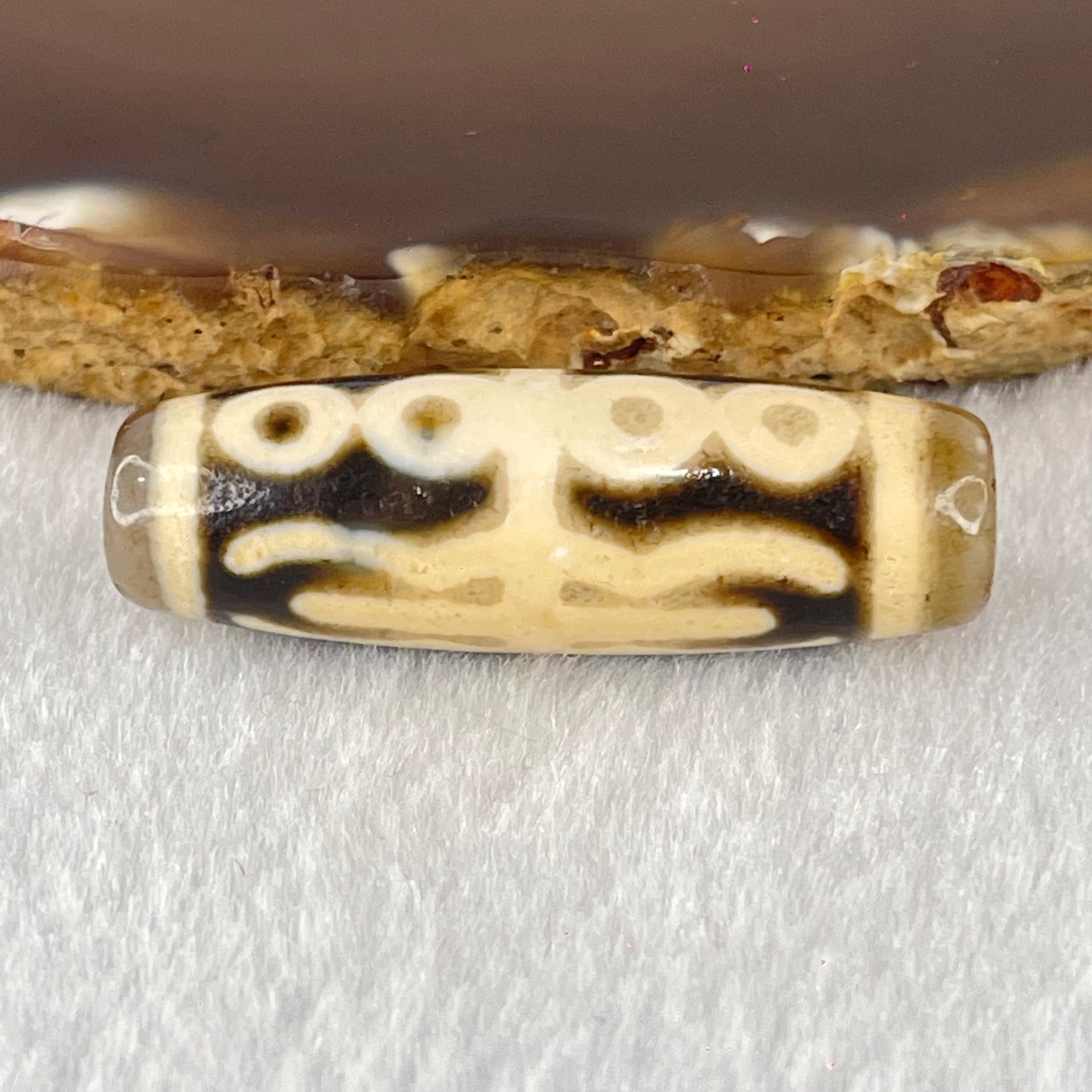 Natural Powerful Tibetan Old Oily Agate Water Lines 8 Eyes Dzi Bead Heavenly Master (Tian Zhu) 水纹八眼天诛 9.93g 38.9 by 12.8mm - Huangs Jadeite and Jewelry Pte Ltd