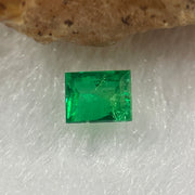 Natural Colombia Vivid Green Emerald (Beryl) Cut-Cornered Rectangular Step cut 0.37ct 4.7 by 3.4 by 2.6mm - Huangs Jadeite and Jewelry Pte Ltd