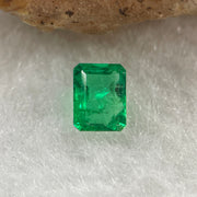 Natural Colombia Vivid Green Emerald (Beryl) Cut-Cornered Rectangle Step cut 0.42ct 5.1 by 4.1 by 2.6mm - Huangs Jadeite and Jewelry Pte Ltd