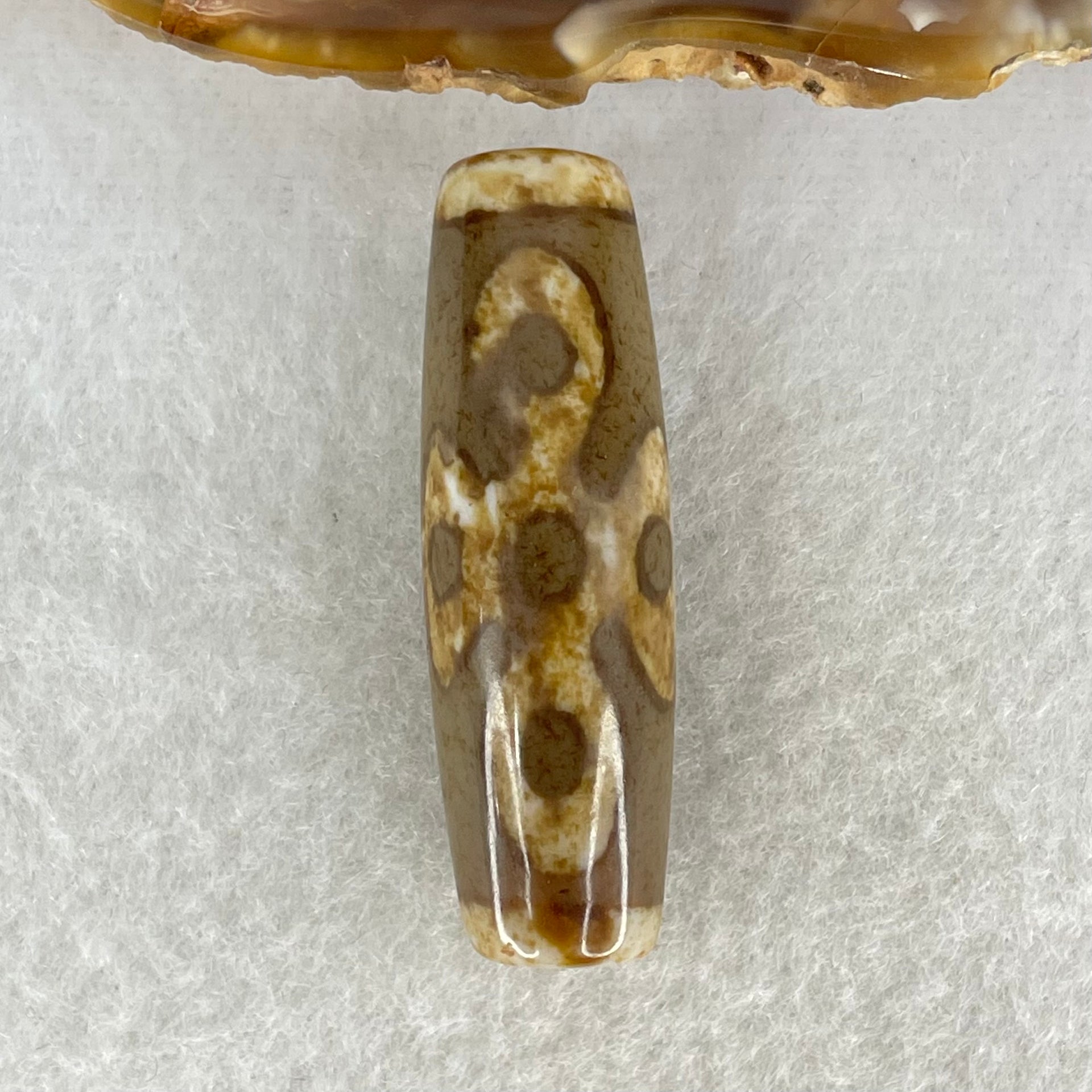 Natural Powerful Tibetan Old Oily Agate 5 Eyes Lightning Dzi Bead Heavenly Master (Tian Zhu) 五眼闪电天珠 9.26g 39.2 by 12.2mm - Huangs Jadeite and Jewelry Pte Ltd