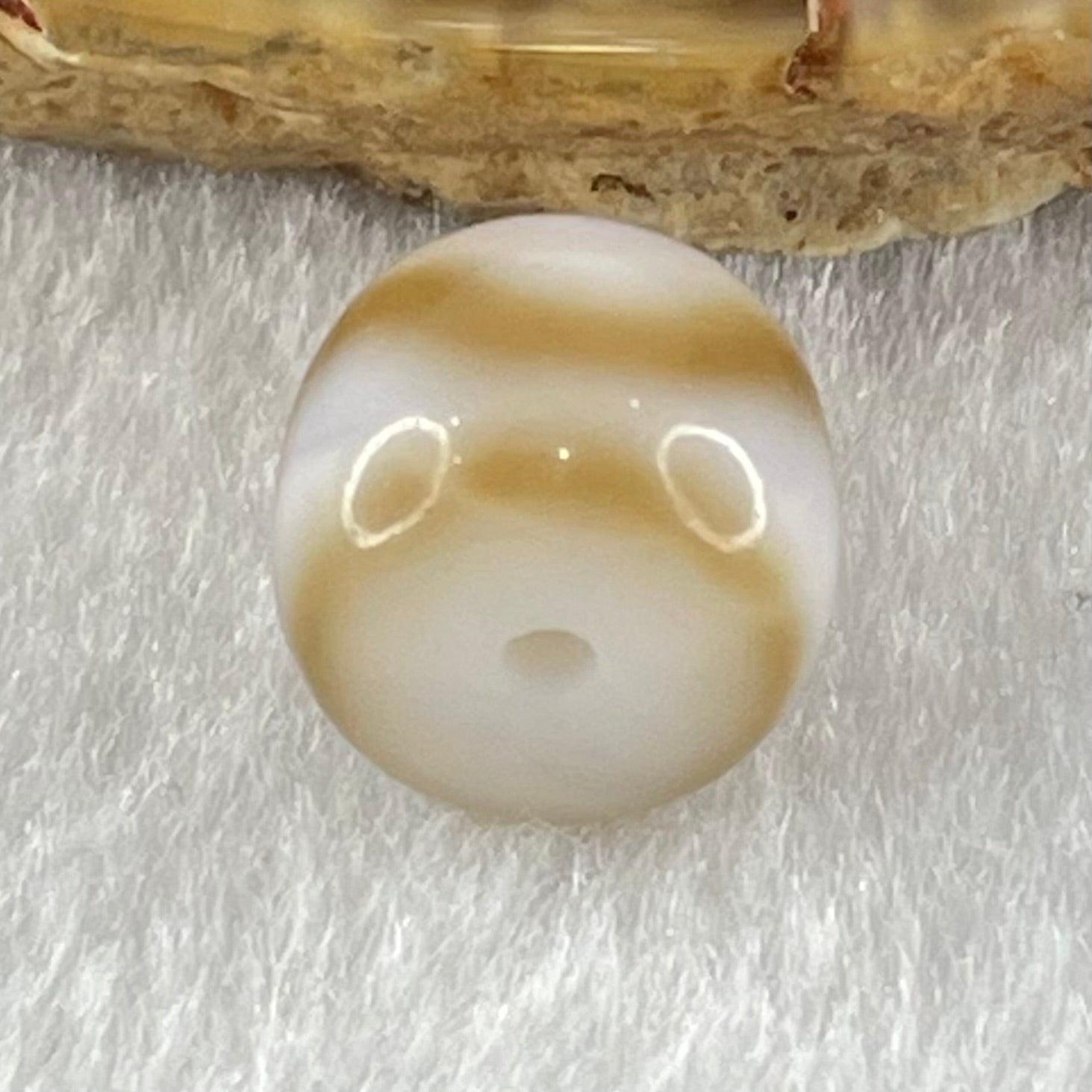 Natural Powerful Tibetan Old Oily Agate Tiger Tooth Daluo Dzi Bead Heavenly Master (Tian Zhu) 1.95g 9.7 by 11.0mm - Huangs Jadeite and Jewelry Pte Ltd