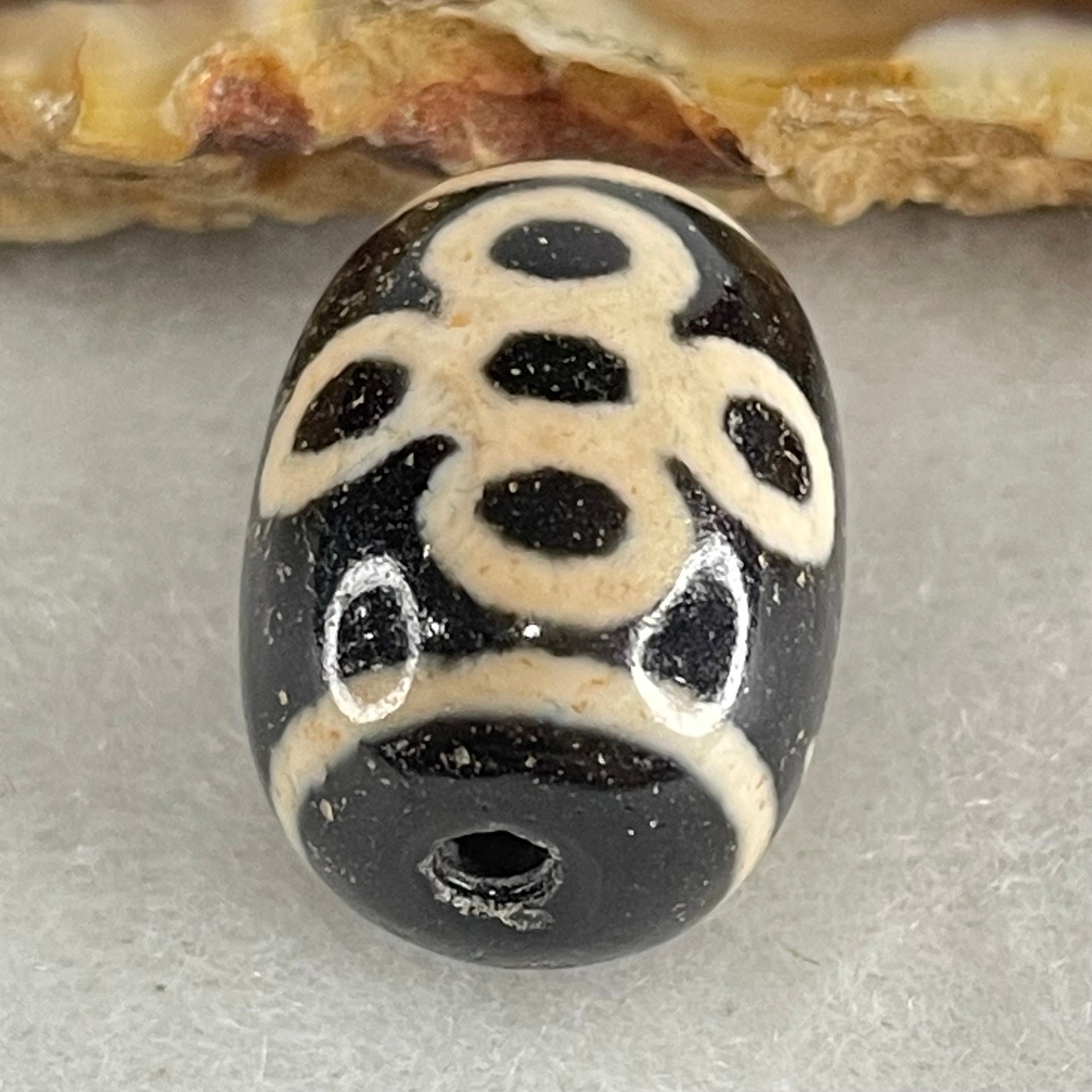 Natural Powerful Tibetan Old Oily Agate 5 Eyes Lightning Dzi Bead Heavenly Master (Tian Zhu) 五眼闪电天珠 4.76g 17.6 by 13.3mm - Huangs Jadeite and Jewelry Pte Ltd