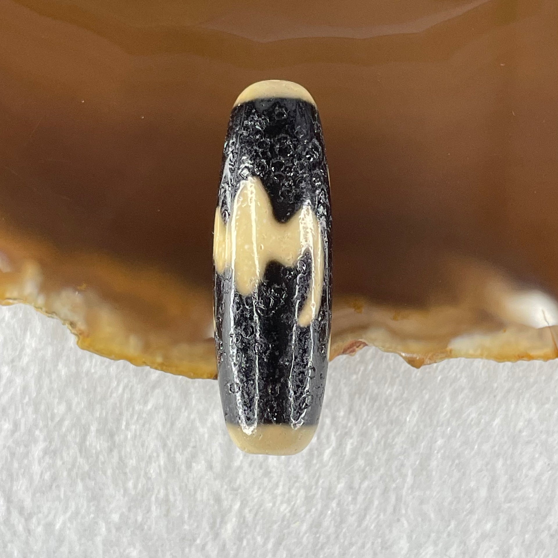 Natural Powerful Tibetan Old Oily Agate Bat with Insect or Happiness Fu Shou Dzi Bead Heavenly Master (Tian Zhu) 蝙蝠昆虫天珠 8.91g 38.1 by 12.3mm - Huangs Jadeite and Jewelry Pte Ltd