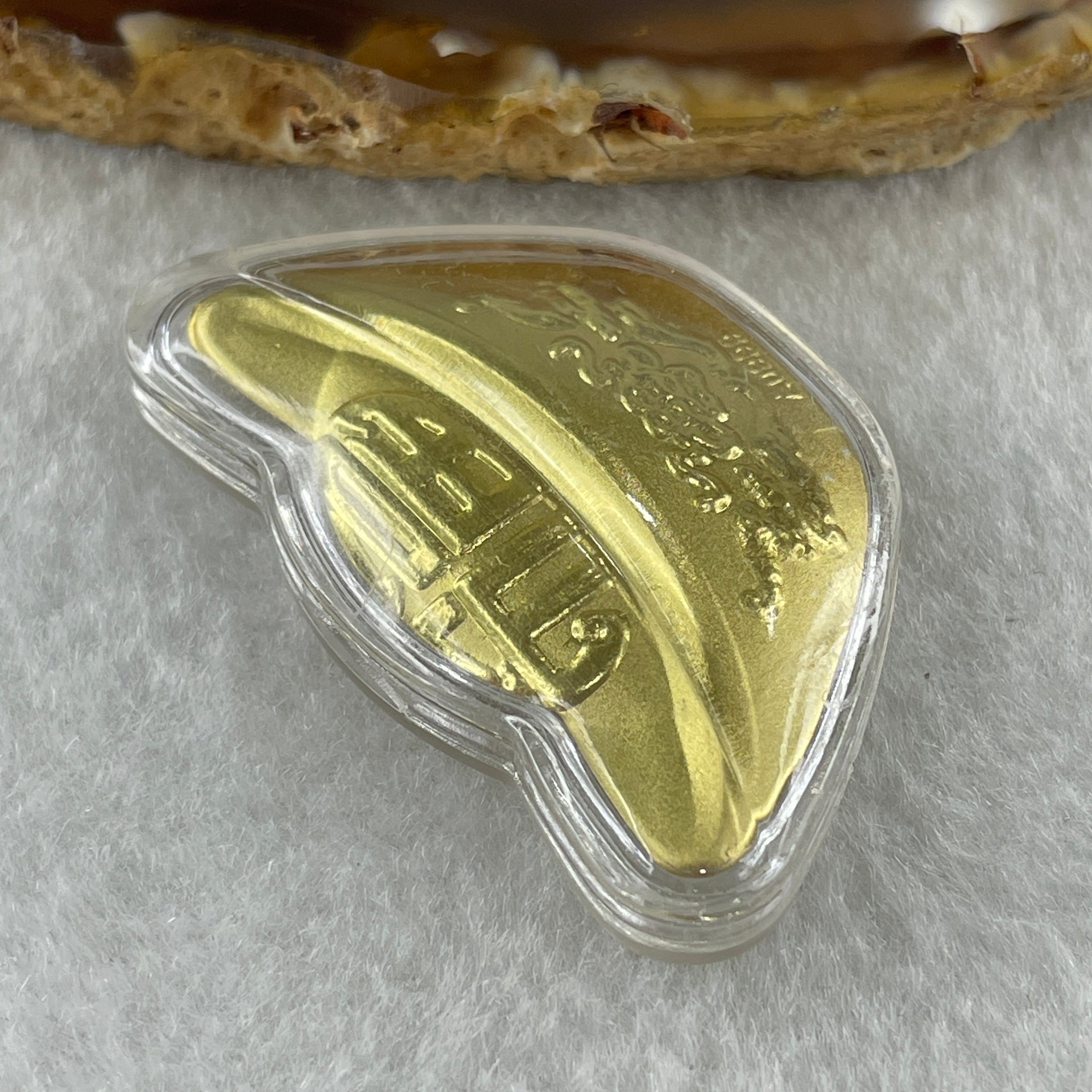 9999 Gold Ingot Flat Display 0.1g - Huangs Jadeite and Jewelry Pte Ltd