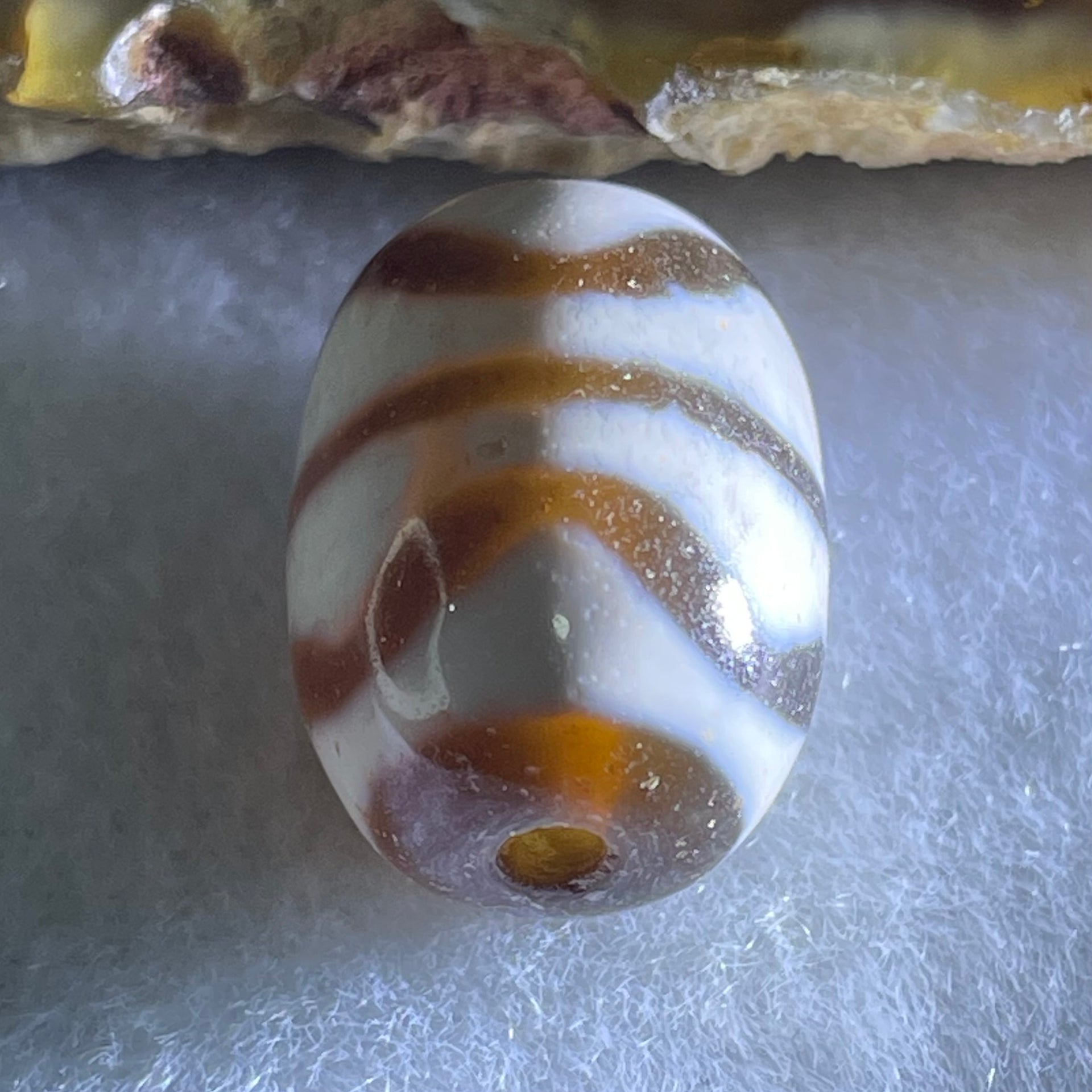 Natural Powerful Tibetan Old Oily Agate Double Tiger Tooth Daluo Dzi Bead Heavenly Master (Tian Zhu) 虎呀天诛 4.39g 17.6 by 12.9mm - Huangs Jadeite and Jewelry Pte Ltd