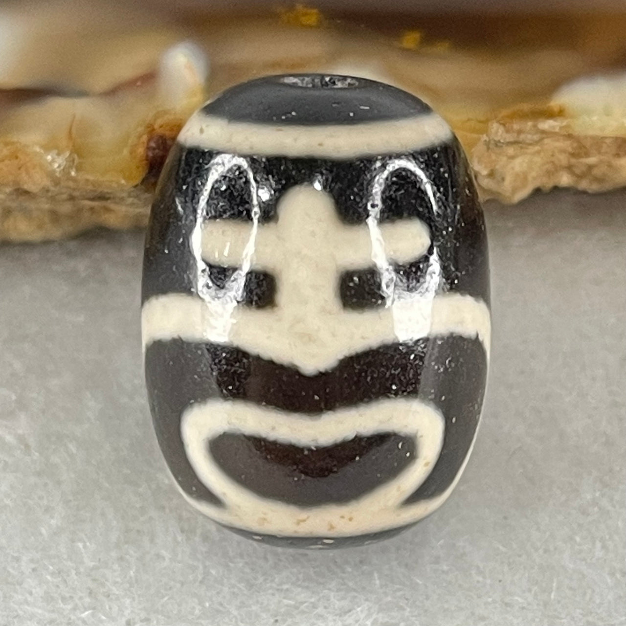 Natural Powerful Tibetan Old Oily Agate Double Nectar Vessel Dzi Bead Heavenly Master (Tian Zhu) 花蜜容器眼天珠 4.59g 17.2 by 13.2mm - Huangs Jadeite and Jewelry Pte Ltd