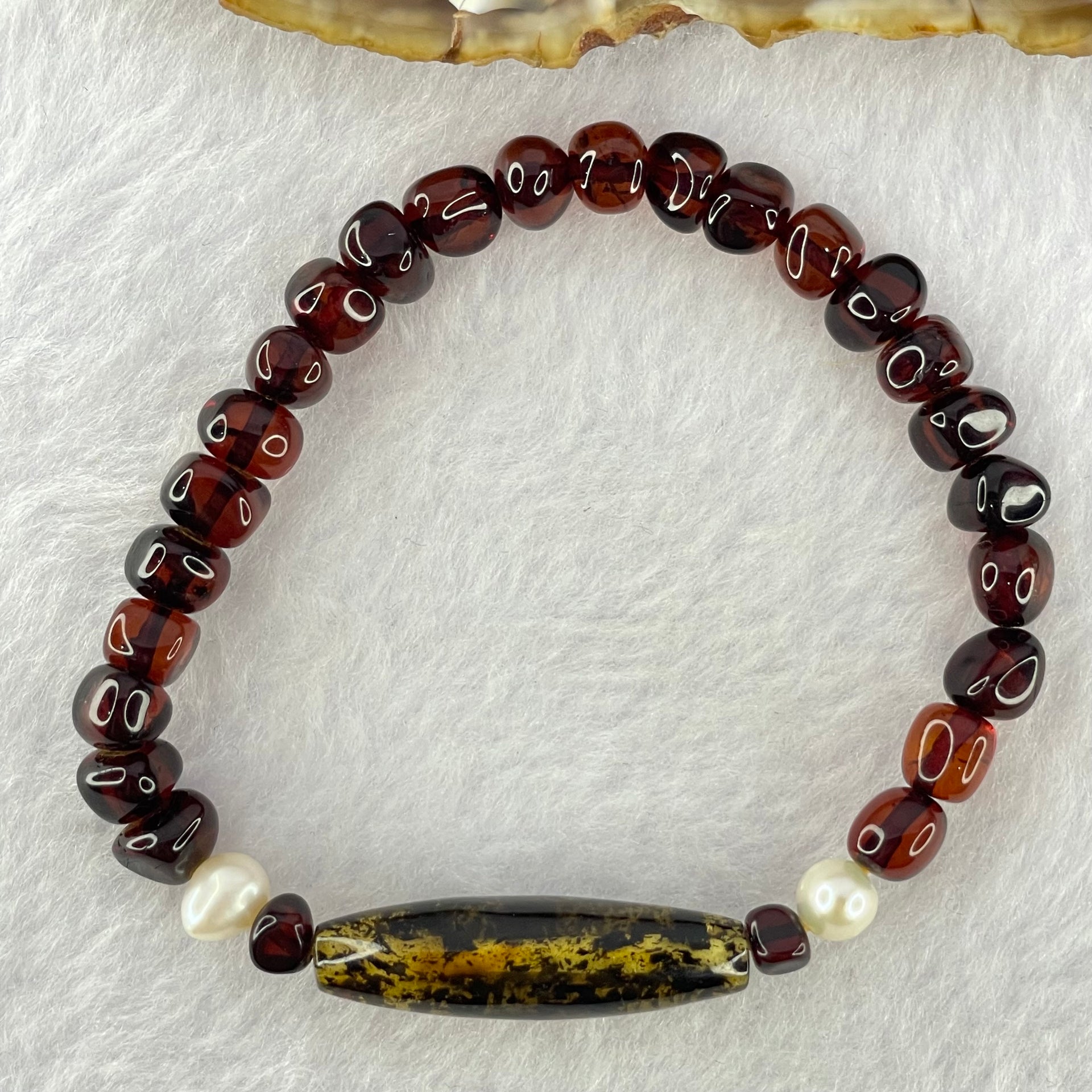 Natural Spirit Grass Amber Beads Bracelet 天然灵草珀手链 5.74g 15cm 30.0 by 8.5 by 1 Bead 7.4 mm 24 Beads - Huangs Jadeite and Jewelry Pte Ltd