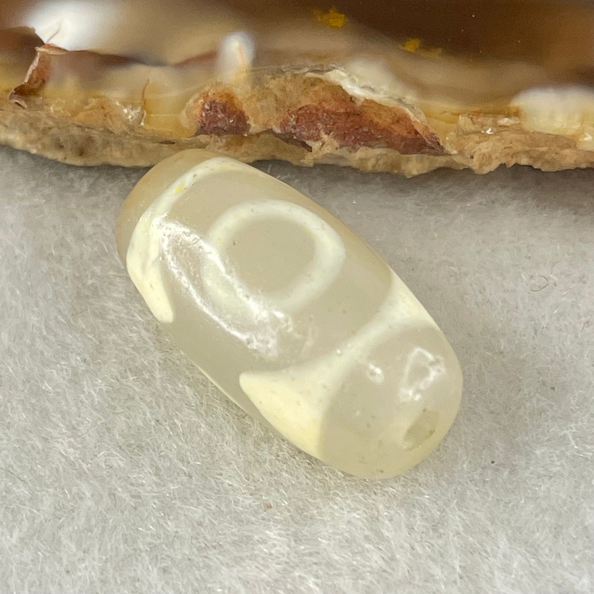 Natural Powerful Tibetan Old Oily Agate 3 Eyes Dzi Bead Heavenly Master (Tian Zhu) 三眼天诛 3.25g 20.0 by 10.6mm - Huangs Jadeite and Jewelry Pte Ltd