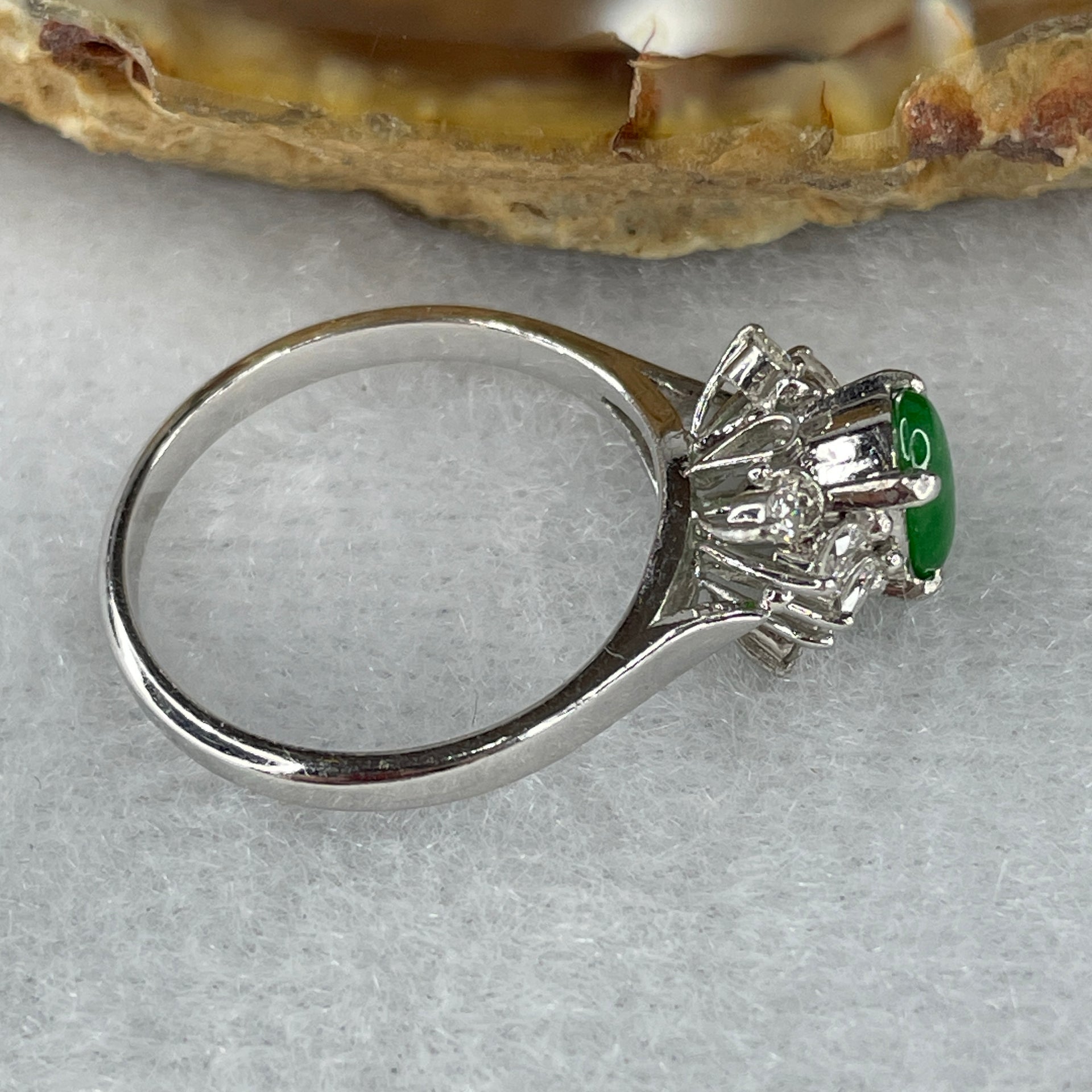 Natural Type A Emerald Green Jadeite Approx 7.3 by 4.8 by 2.5mm with Natural Diamonds in Platinum PT900 Ring Total Weight 4.27g US6.25 HK13.5 - Huangs Jadeite and Jewelry Pte Ltd