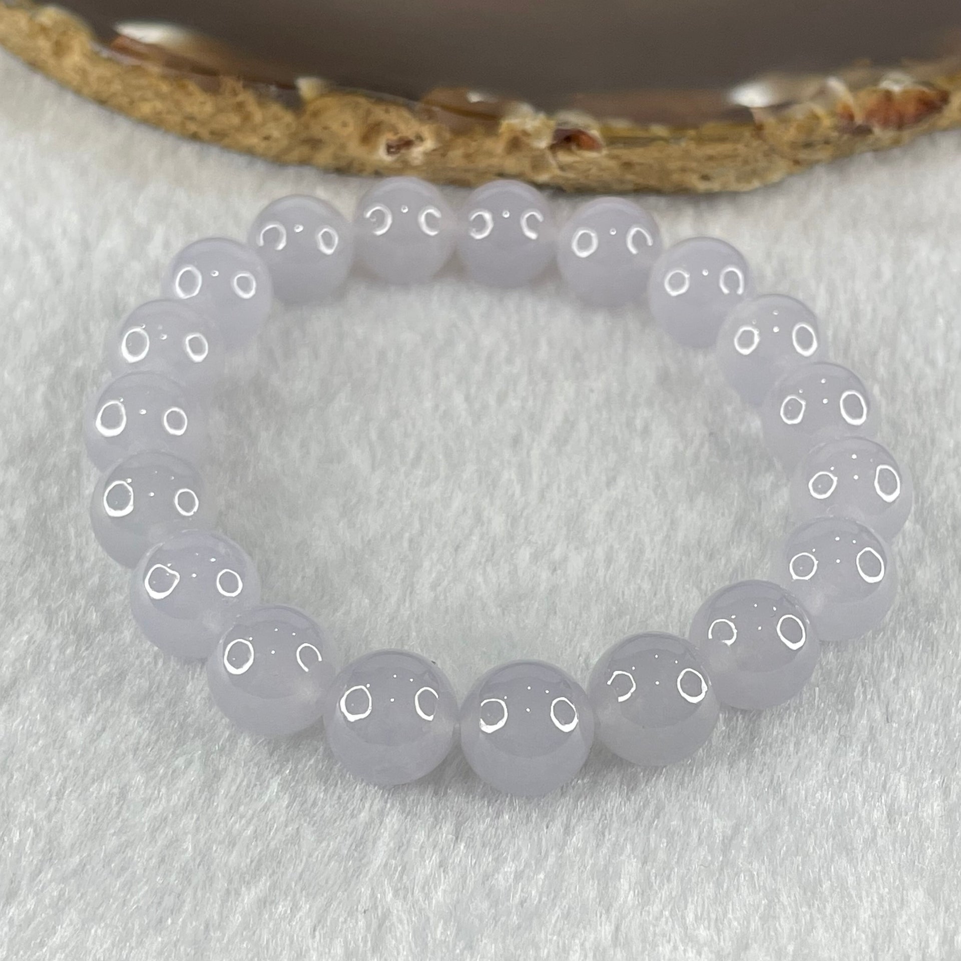 Type A Semi Icy Light Lavender Jadeite Bead Bracelet 32.70g 16cm 10.0mm 19 Beads - Huangs Jadeite and Jewelry Pte Ltd
