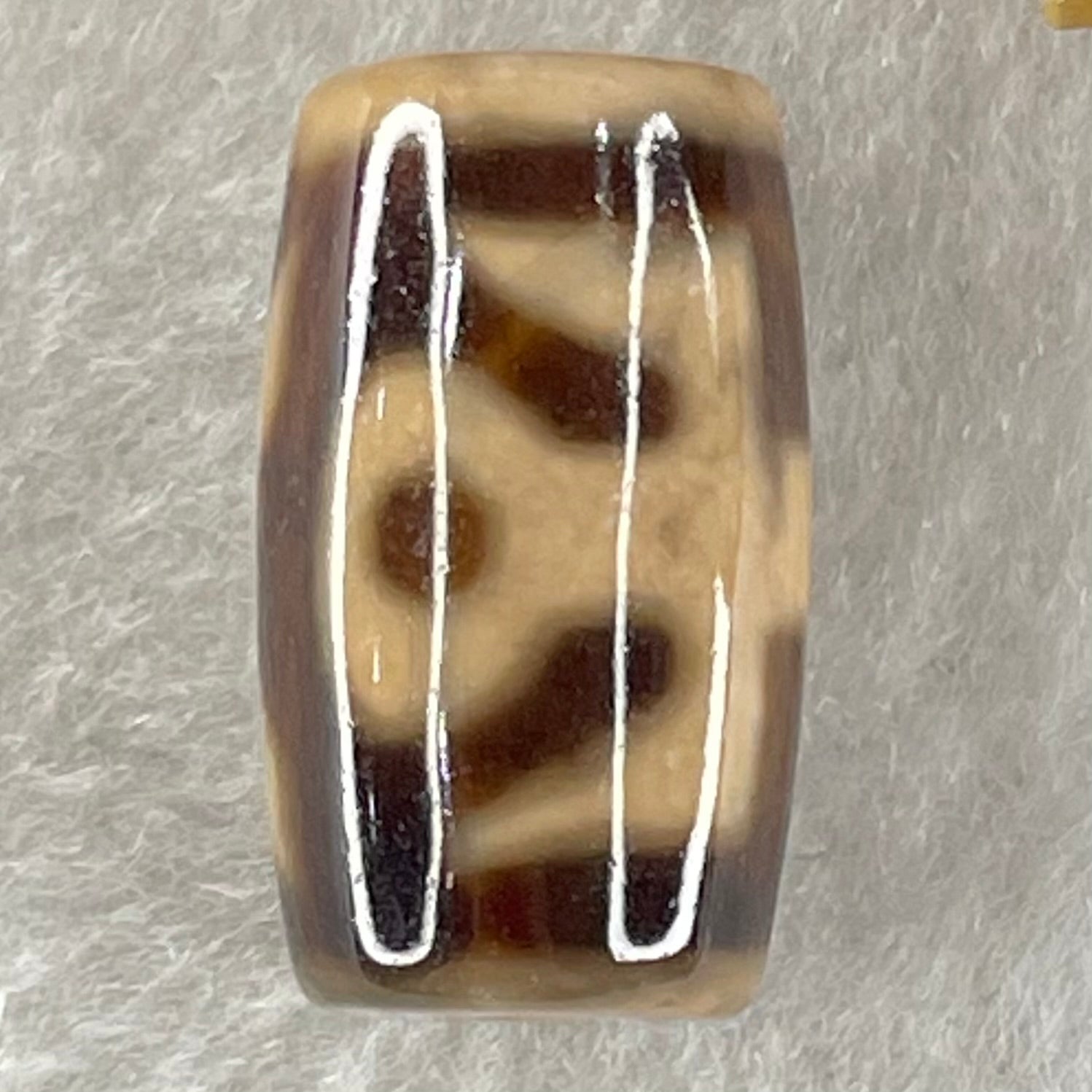 Natural Powerful Tibetan Old Oily Agate Patina Guiren Tairen Human Dzi Bead Totem Amulet Heavenly Master (Tian Zhu) 贵人天诛 4.75g 19.9 by 11.7mm - Huangs Jadeite and Jewelry Pte Ltd