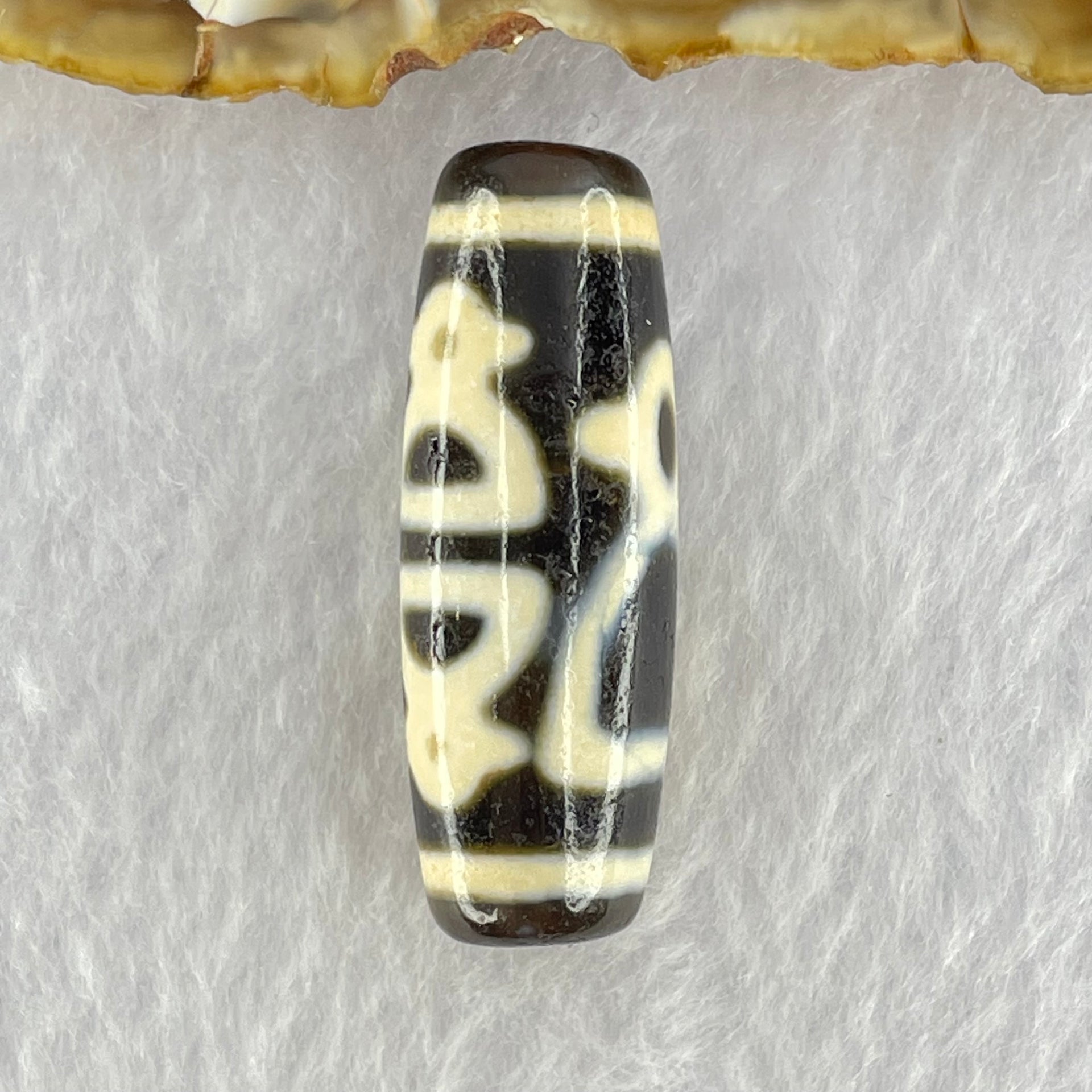 Natural Powerful Tibetan Old Oily Agate Cai Shen Dzi Bead Heavenly Master (Tian Zhu) 10.60g 38.2 by 13.3mm - Huangs Jadeite and Jewelry Pte Ltd