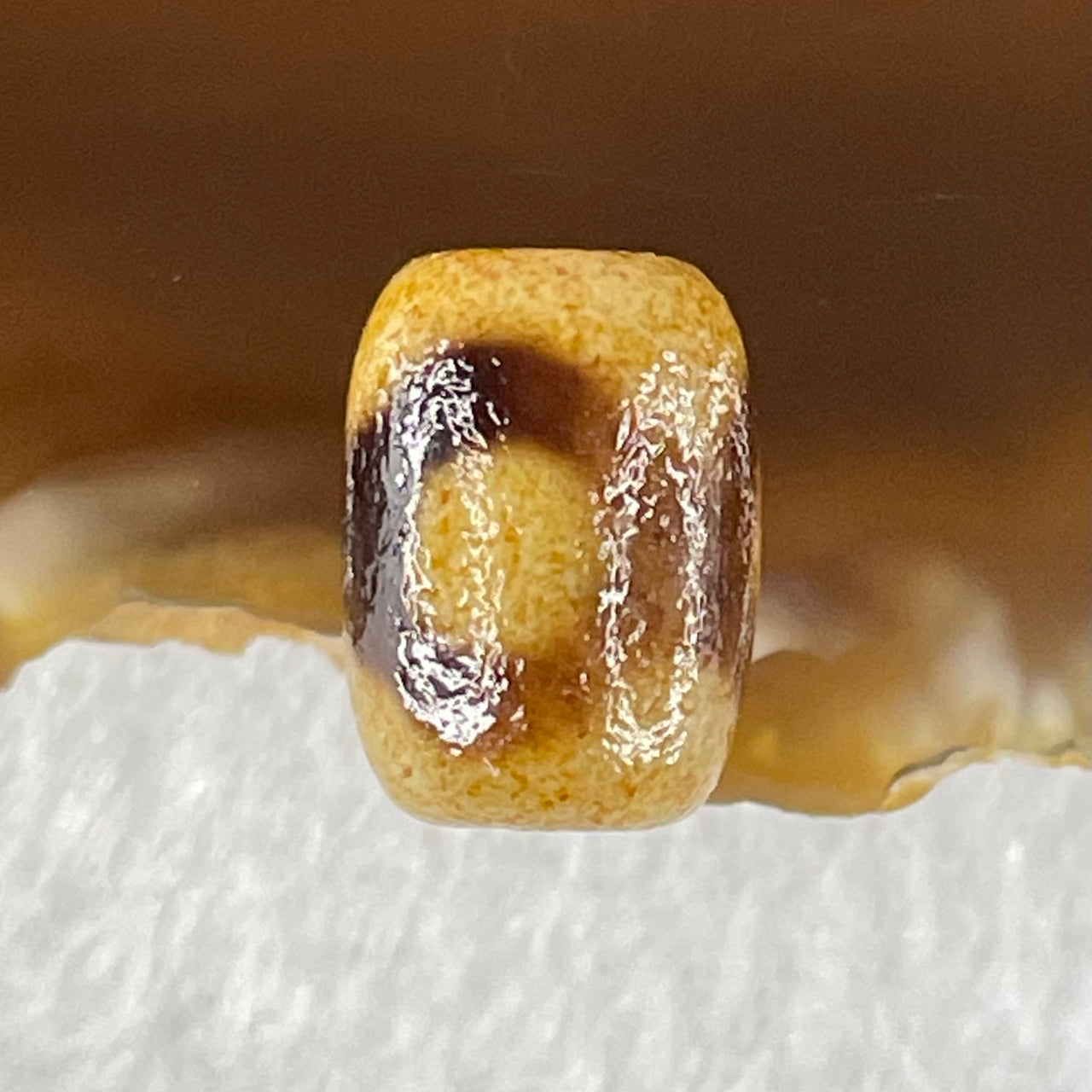 Natural Powerful Tibetan Old Oily Agate 3 Eyes Dzi Bead Heavenly Master (Tian Zhu) 三眼天诛 1.43g 12.0 by 8.6mm - Huangs Jadeite and Jewelry Pte Ltd