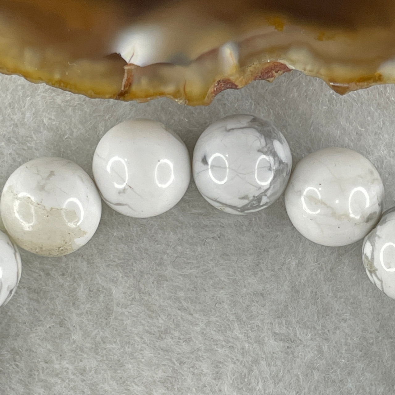 Natural Magnesite Calcite Beads Bracelet 30.38g 16cm 10.1mm 20Beads - Huangs Jadeite and Jewelry Pte Ltd