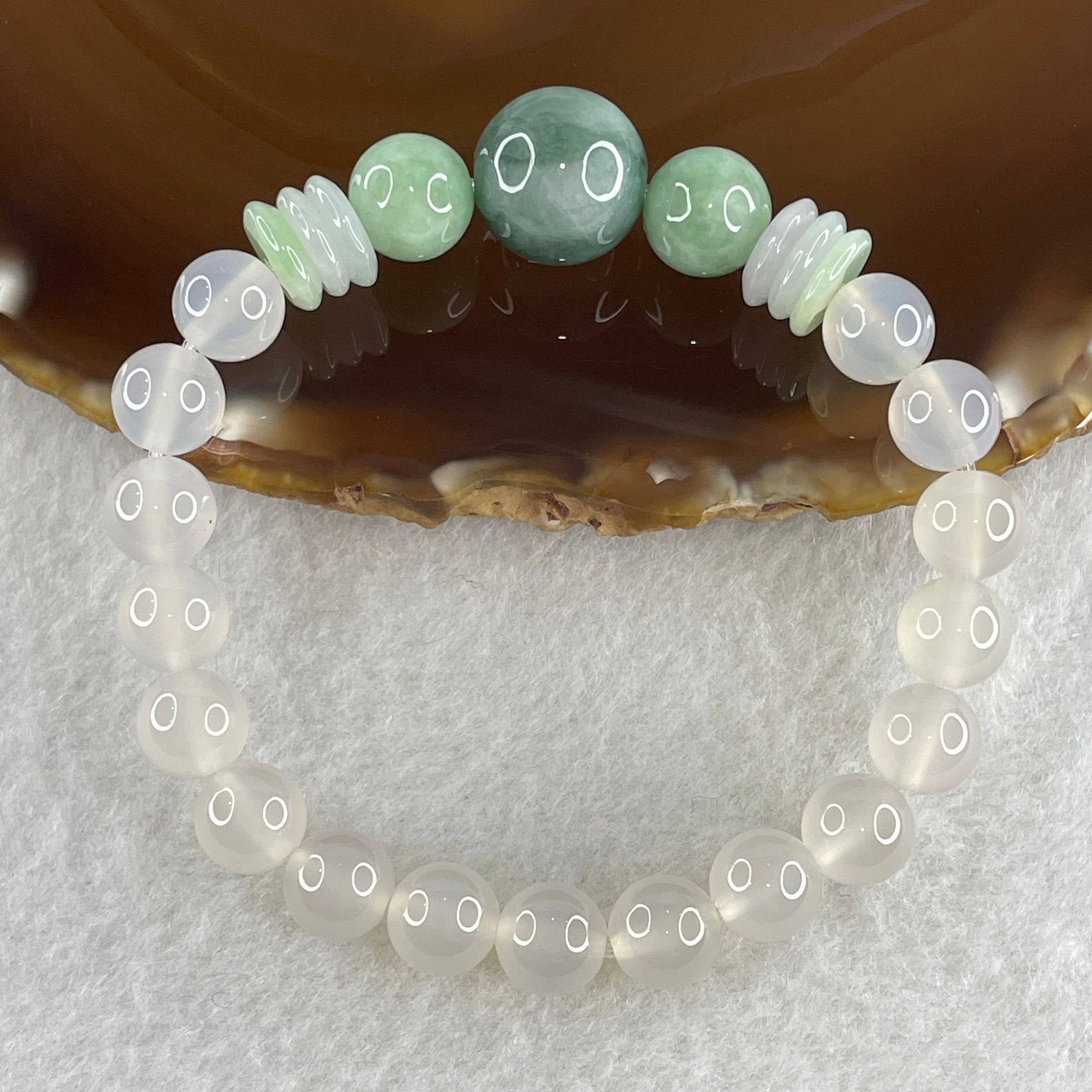 Natural Type A Green Jadeite with White Agate Beads and Donut Bracelet 22.26g 15cm 13.3mm 1Bead - 9.7mm 2 Beads - 8.3mm 17Beads - Huangs Jadeite and Jewelry Pte Ltd