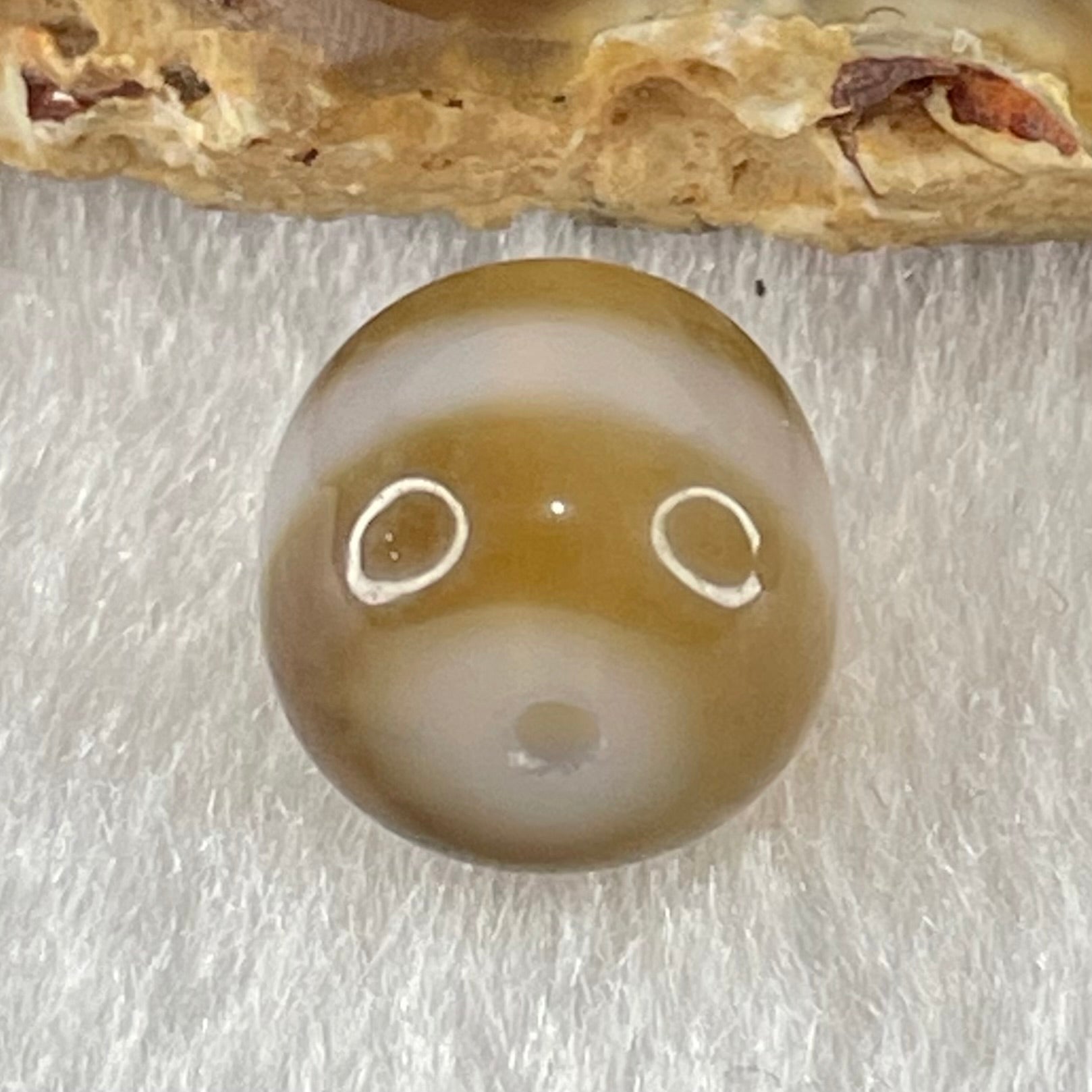 Natural Powerful Tibetan Old Oily Agate 1 Line Dzi Bead Heavenly Master (Tian Zhu) 1.94g 9.6 by 11.2mm - Huangs Jadeite and Jewelry Pte Ltd
