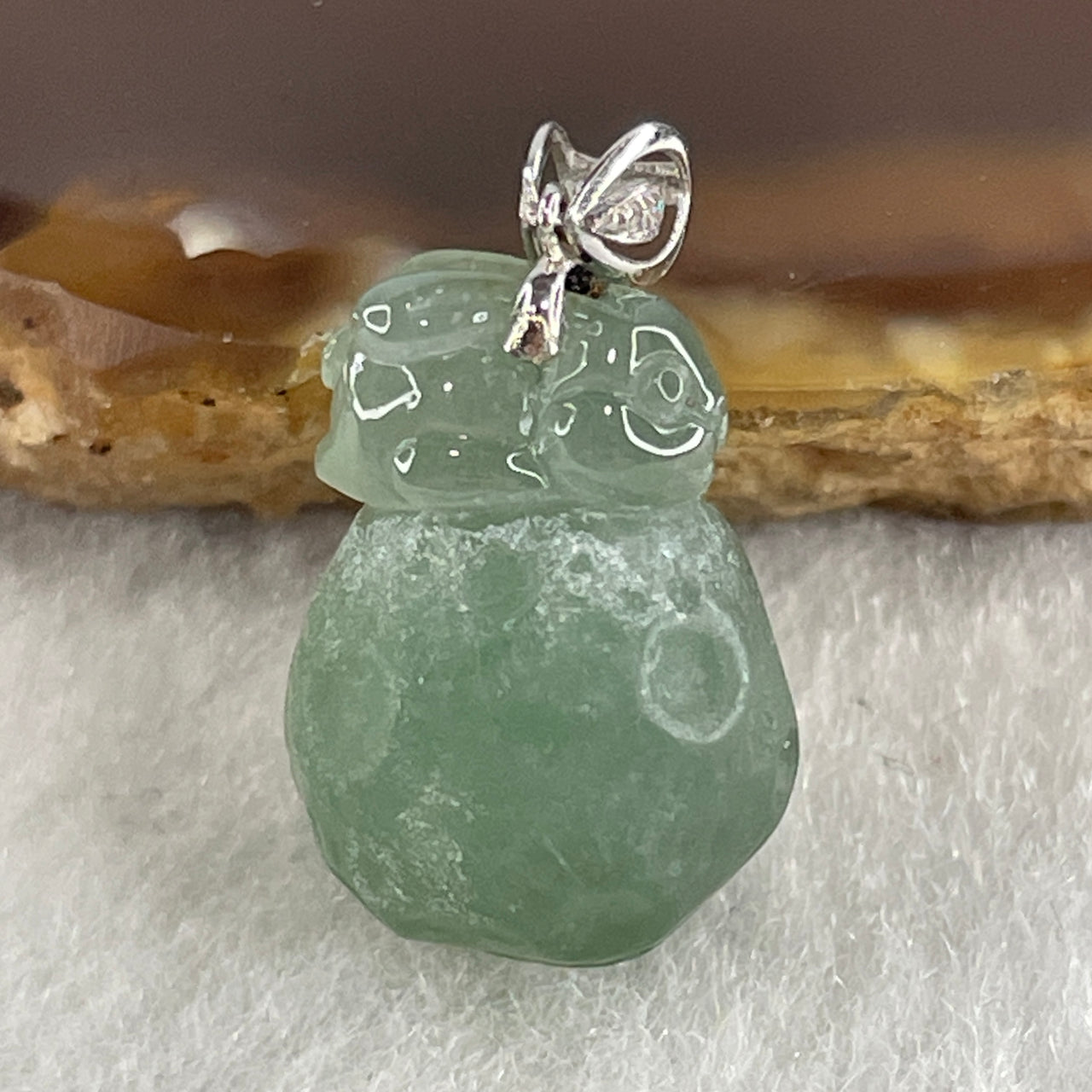 Natural Type A Semi Icy Green Jadeite Rabbit on Moon Pendant in 18K White Gold 3.83g 16.7 by 12.0mm