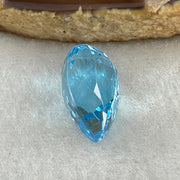Natural Sky Blue Topaz Teardrop Shape 9.50ct 15.0 by 10.0 by 8.2mm - Huangs Jadeite and Jewelry Pte Ltd