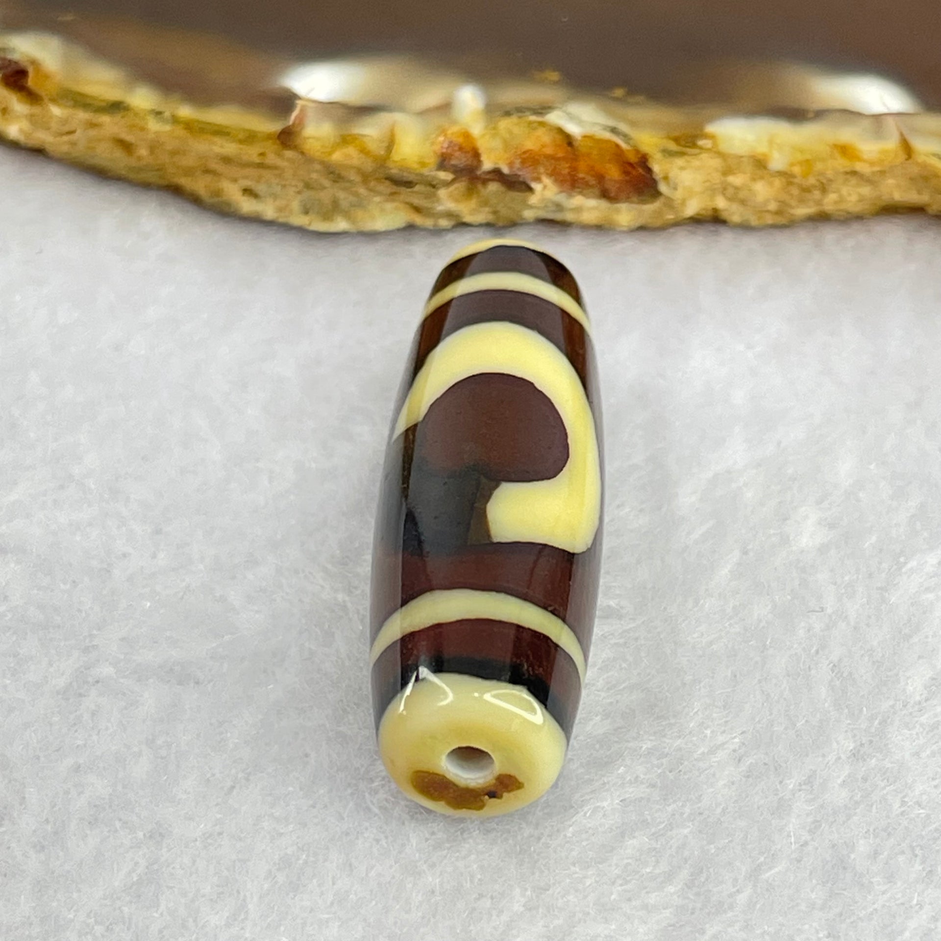 Natural Powerful Tibetan Old Oily Agate Sky Door Serenity 1 Eye Dzi Bead Heavenly Master (Tian Zhu) 一眼天诛 8.78g 38.0 by 12.1mm - Huangs Jadeite and Jewelry Pte Ltd