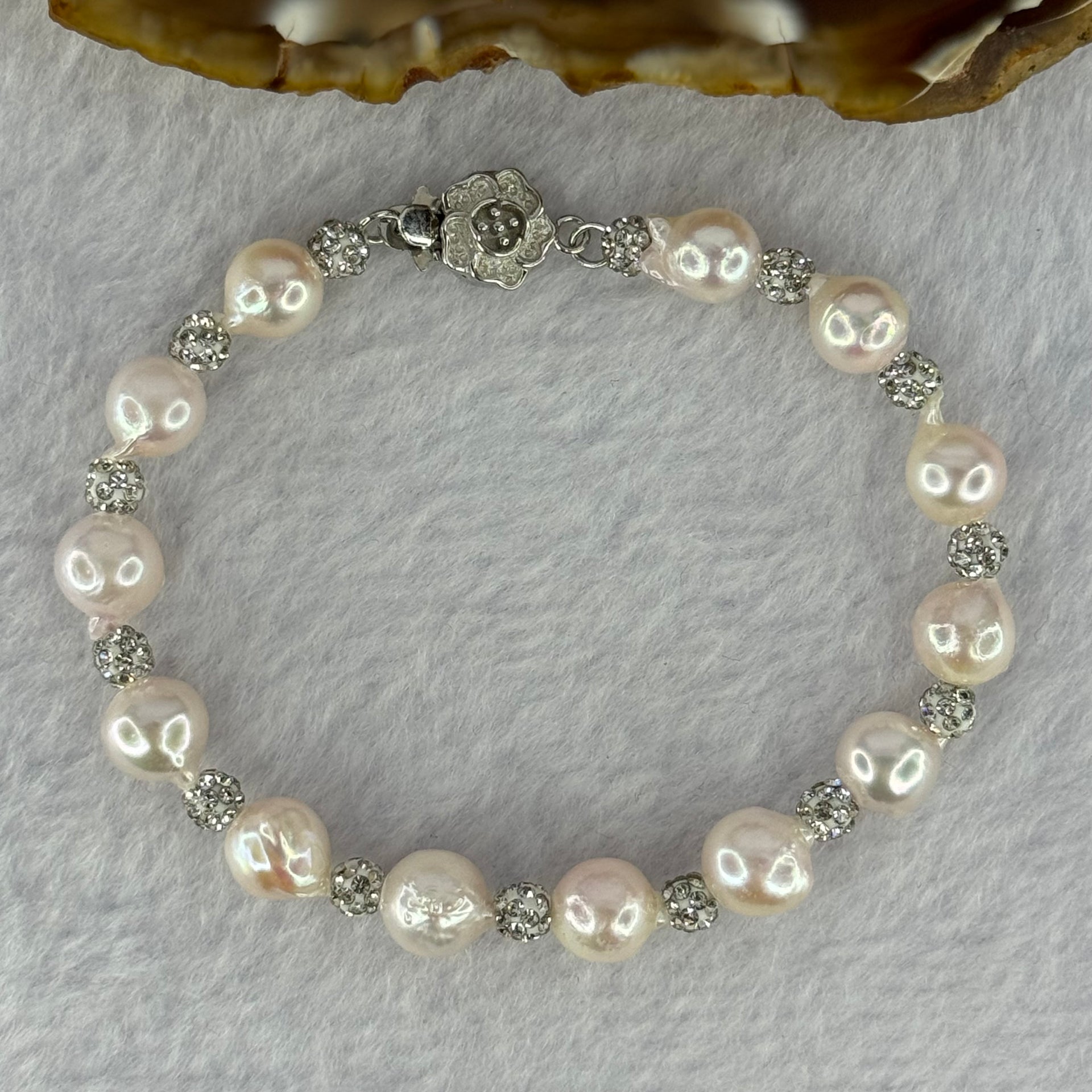 Natural Seawater Pearl Beads with Crystals in S925 Sliver Flower Bracelet 9.86g 15.5cm 7.4mm 13 Beads - Huangs Jadeite and Jewelry Pte Ltd