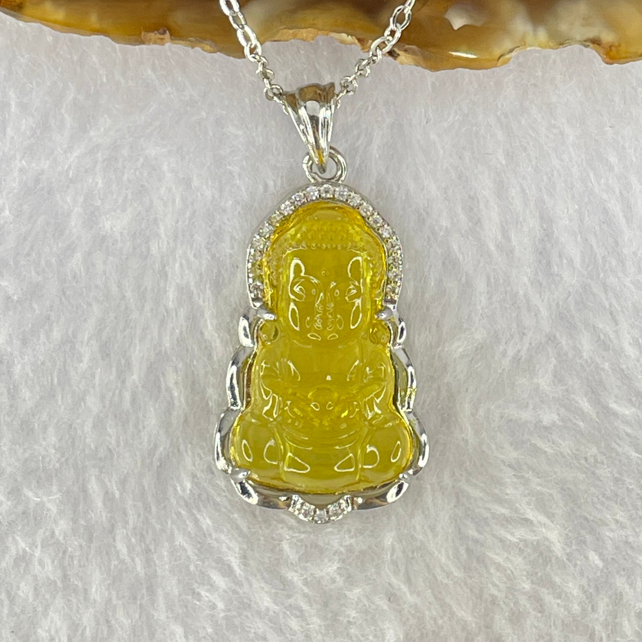 Natural Yellow Amber Buddha Pendent in S925 Sliver Necklace 4.43g 23.0 by 14.1 by 4.0mm - Huangs Jadeite and Jewelry Pte Ltd