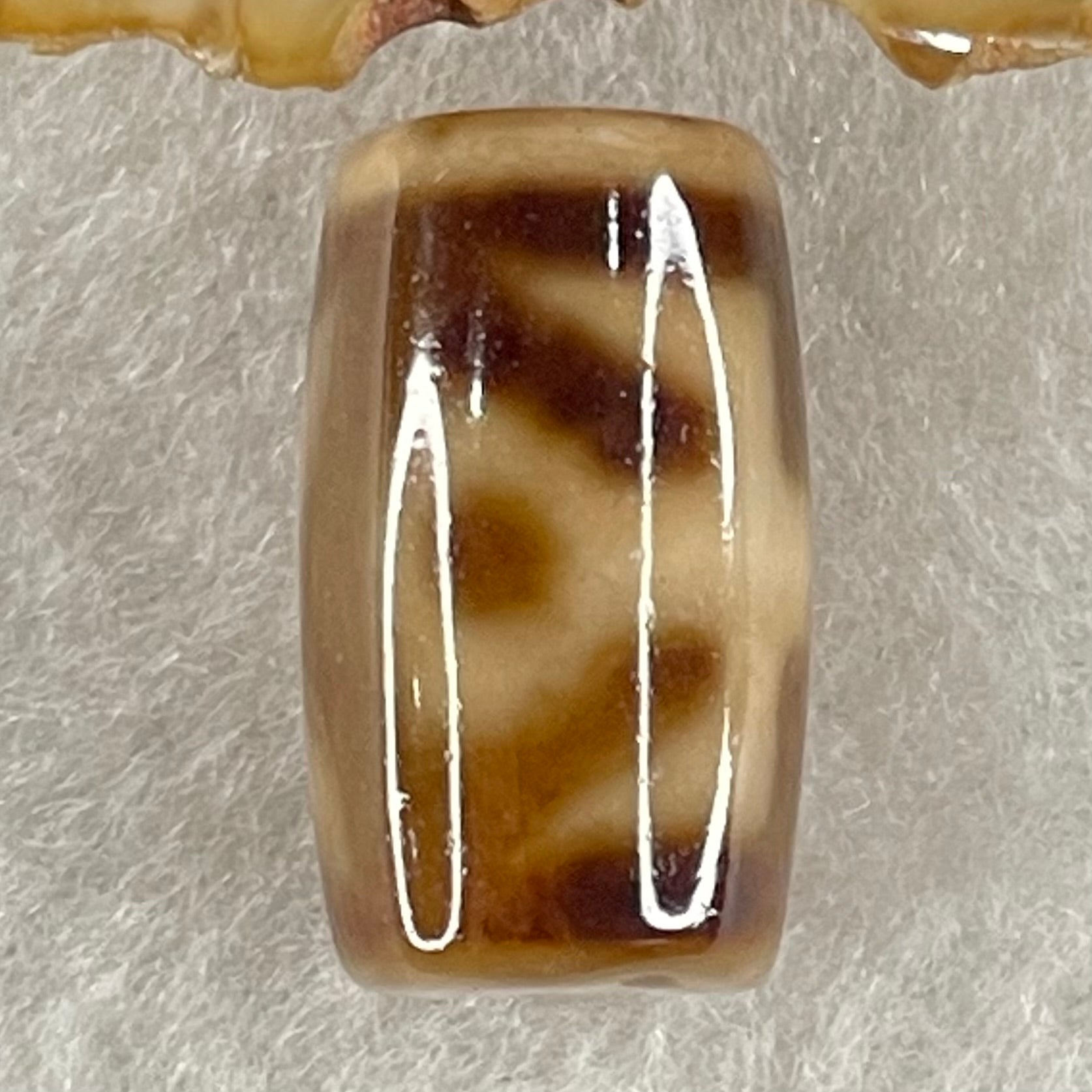 Natural Powerful Tibetan Old Oily Agate Patina Guiren Tairen Human Dzi Bead Totem Amulet Heavenly Master (Tian Zhu) 贵人天诛 4.72g 19.5 by 11.5mm - Huangs Jadeite and Jewelry Pte Ltd