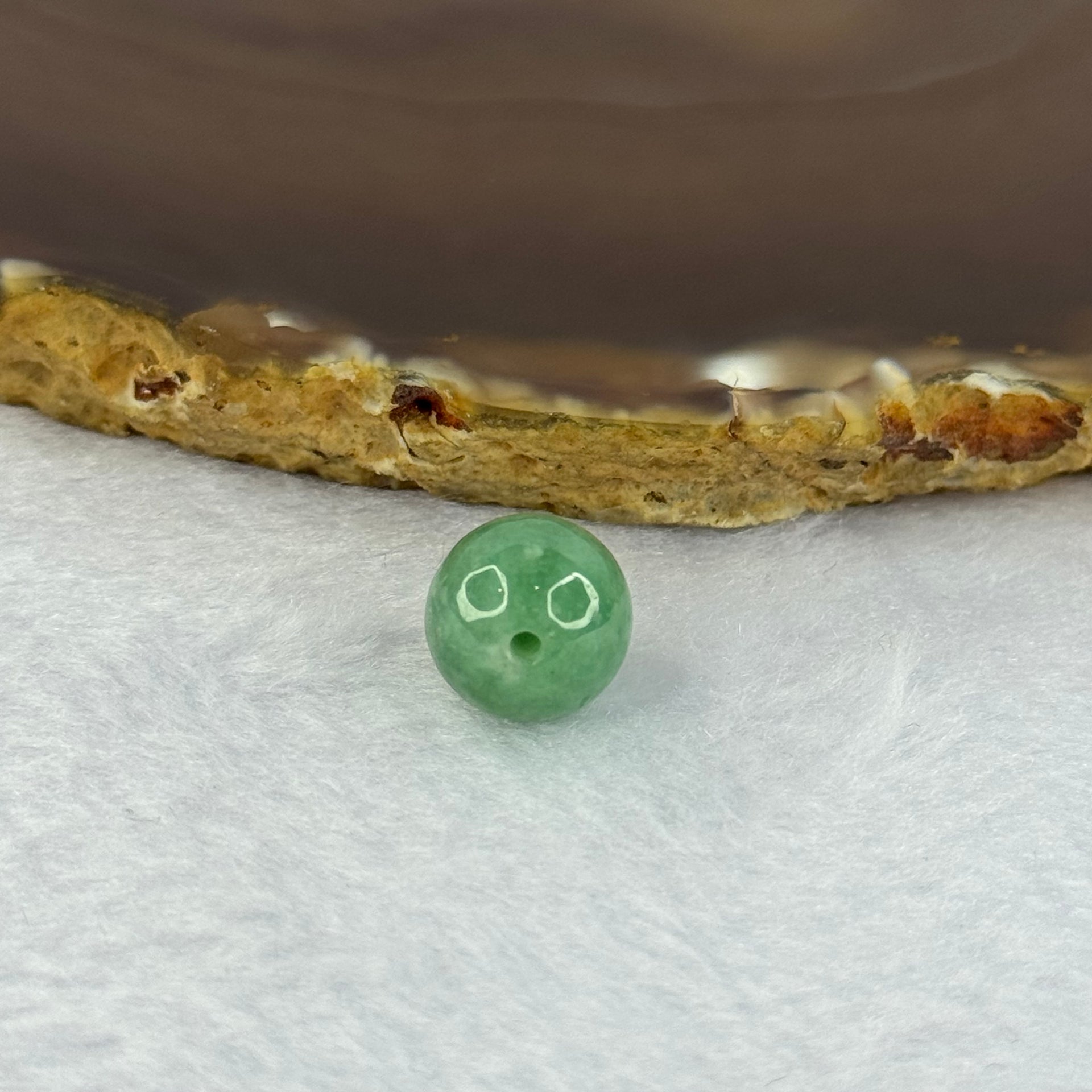 Type A Green Jadeite Bead for Bracelet/Necklace/Earrings/Ring 
2.46g 11.4mm - Huangs Jadeite and Jewelry Pte Ltd