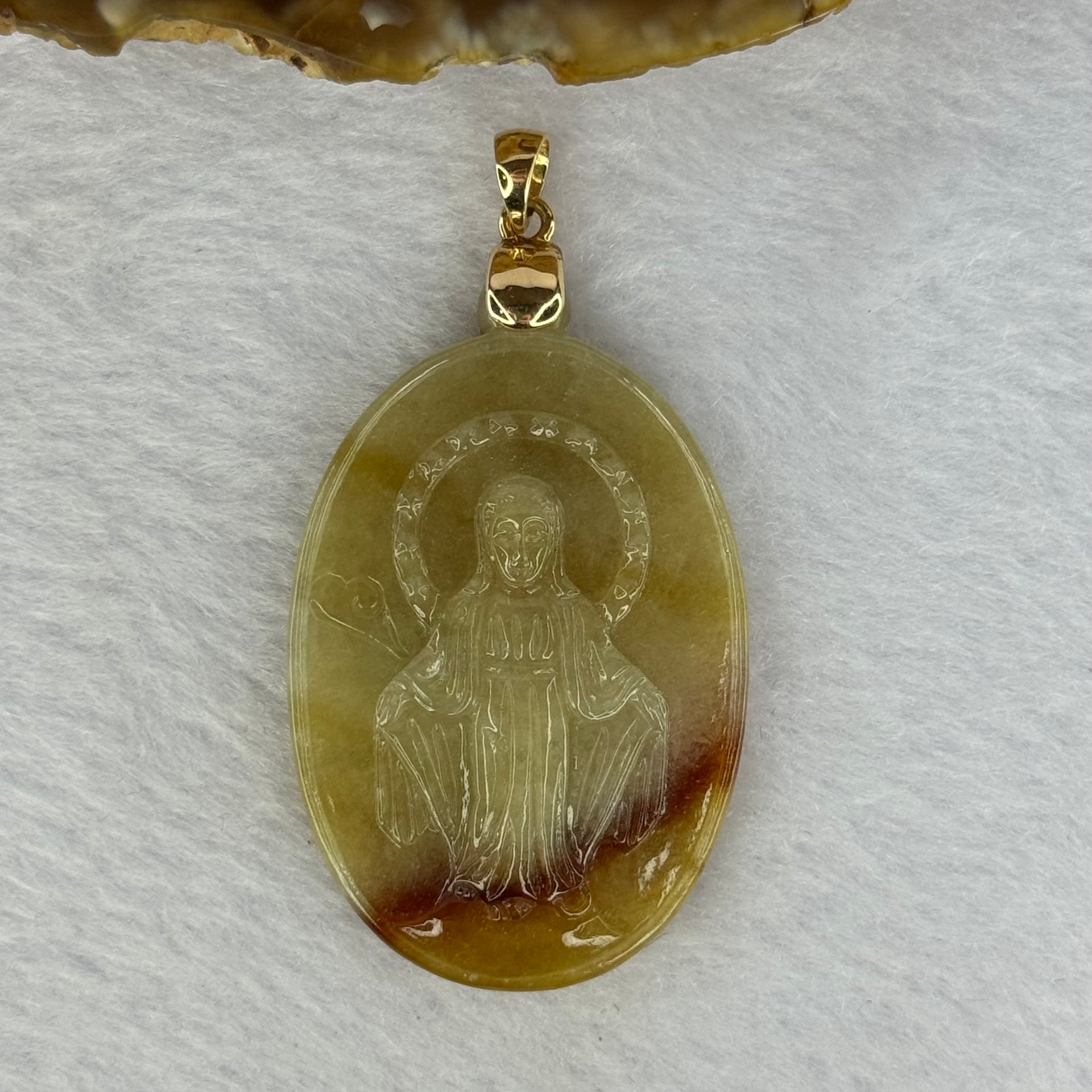 (Pre Love) Lotus on Water by Master Yun Long Zi Type A Yellow Red Jadeite Mother Mary in 18K 750 Yellow Gold Clasp 18.38g 34.1 by 30.1 by 6.8mm with Complete Box 2,124.3g - Huangs Jadeite and Jewelry Pte Ltd