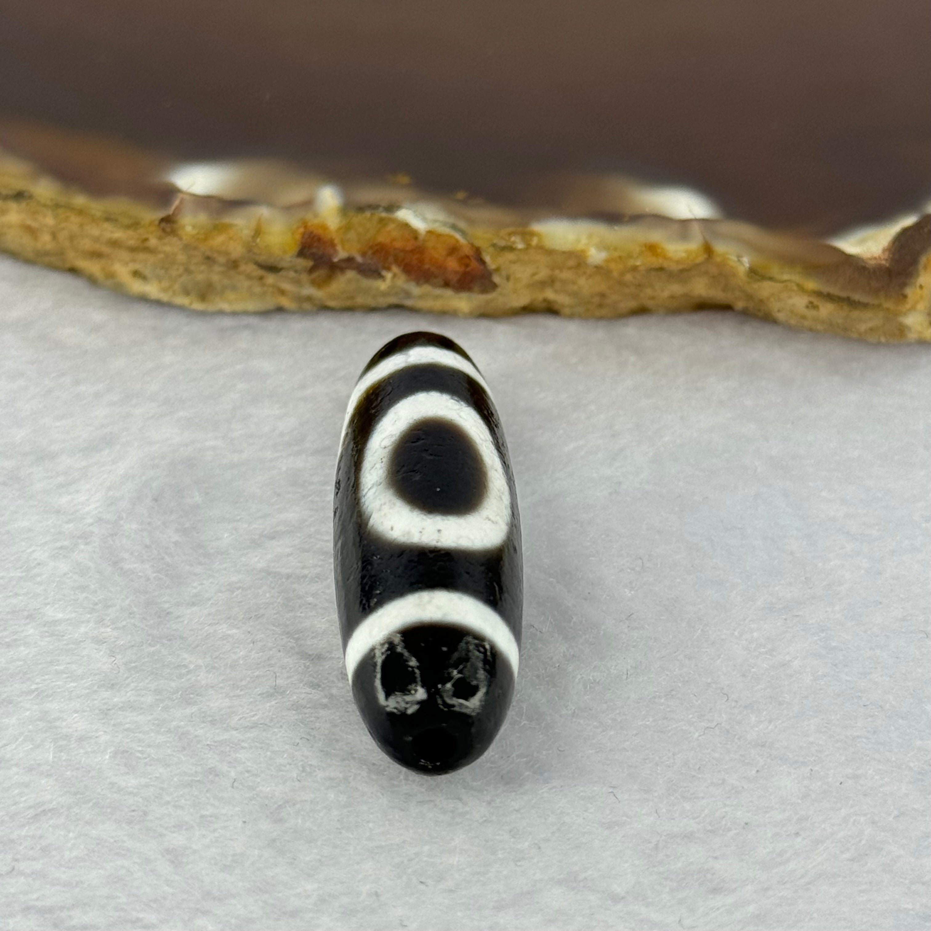 ありあ瑪瑙　如意天珠　7-191 如意鈎至純白天珠39.0㎜ – 天然石屋 優月堂