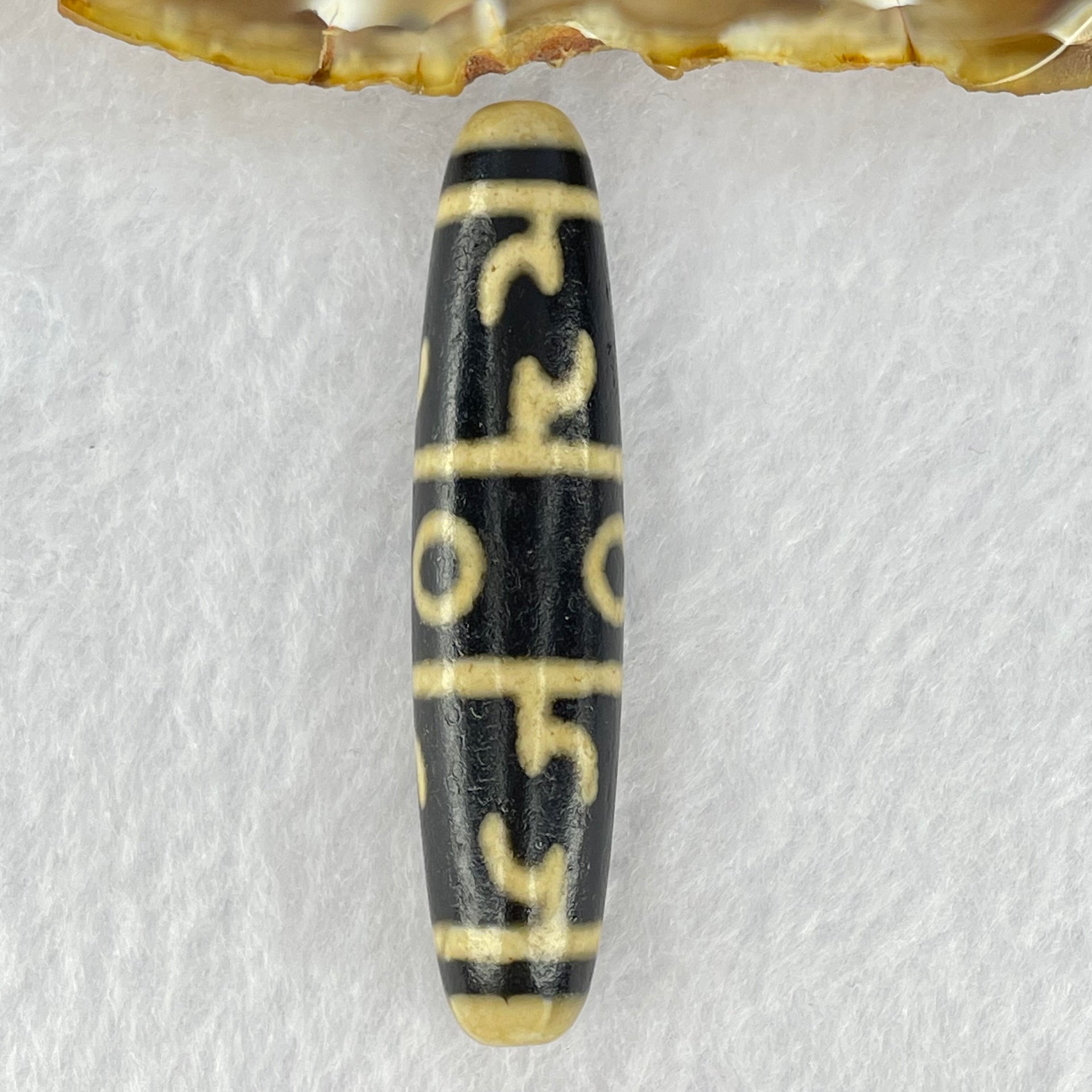 Natural Powerful Tibetan Old Oily Agate 3 Eyed Dharma Vajra Dzi Bead Heavenly Master (Tian Zhu) 三眼金刚杵天珠 15.29g 58.0 by 13.5mm - Huangs Jadeite and Jewelry Pte Ltd