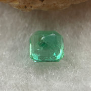 Natural Colombia Vivid Green Emerald (Beryl) Cut-Cornered Square Step cut 0.47ct 4.4 by 4.2 by 3.5mm - Huangs Jadeite and Jewelry Pte Ltd