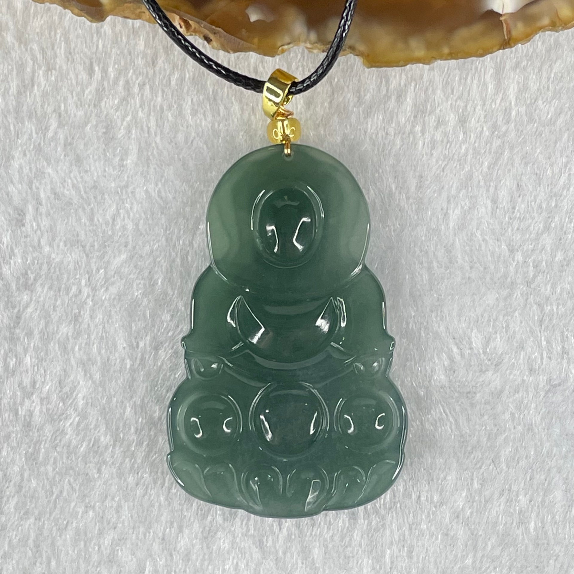 Type A Icy Blueish Green Jadeite Guan Yin Pendant Necklace 7.22g 40.9 by 26.8 by 4.0mm - Huangs Jadeite and Jewelry Pte Ltd
