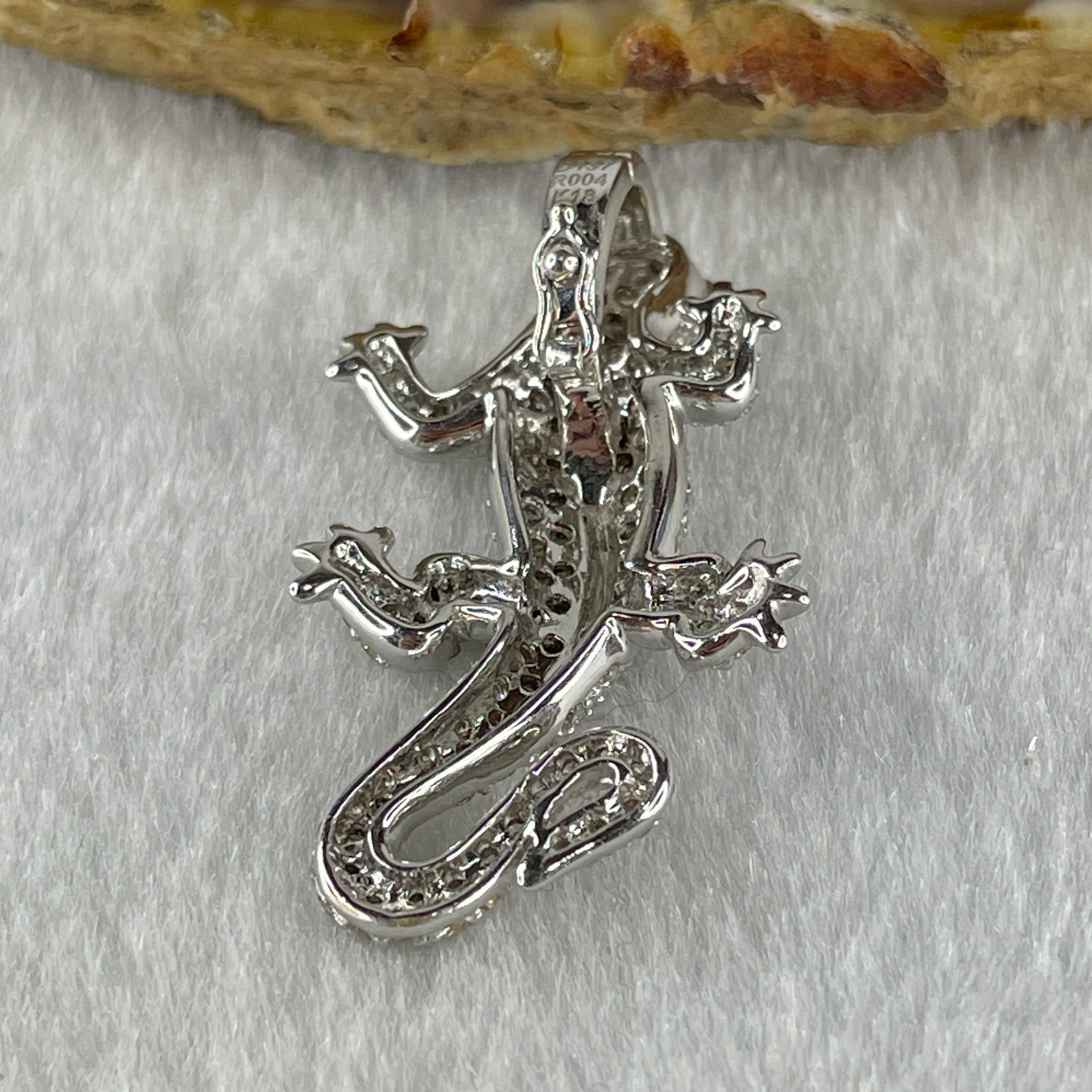 Natural Round Brilliant Cut Shape Diamonds with Natural Ruby Eyes in 18K White Gold Lizard Pendant R0.04 with Melees D1.37ct Total 7.4g 35.1 by 19.5 by 11.4mm - Huangs Jadeite and Jewelry Pte Ltd