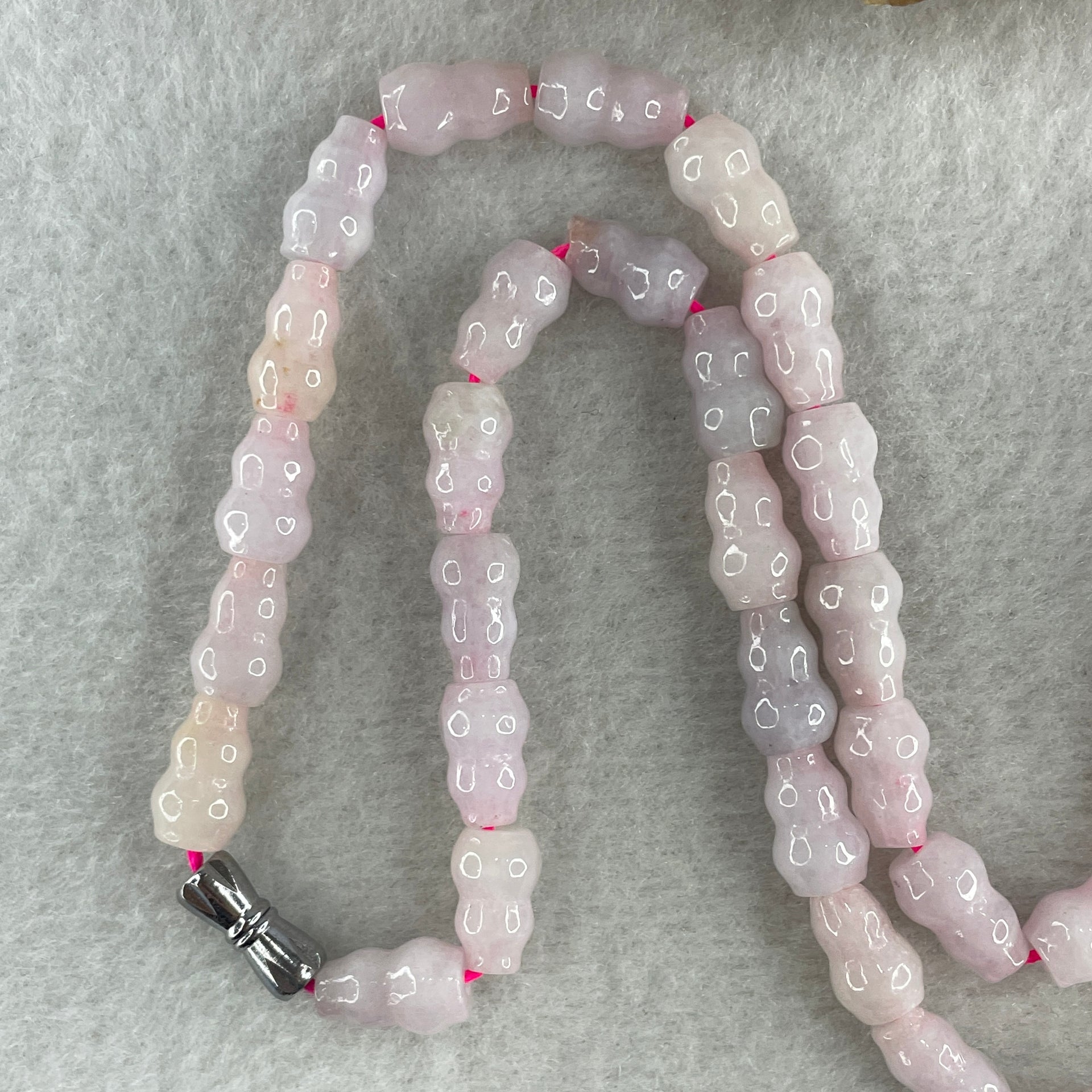 Natural Type A Pinkish Jadeite Hulu Necklace 30.50g 45cm 6.5mm 43 Hulu - Huangs Jadeite and Jewelry Pte Ltd