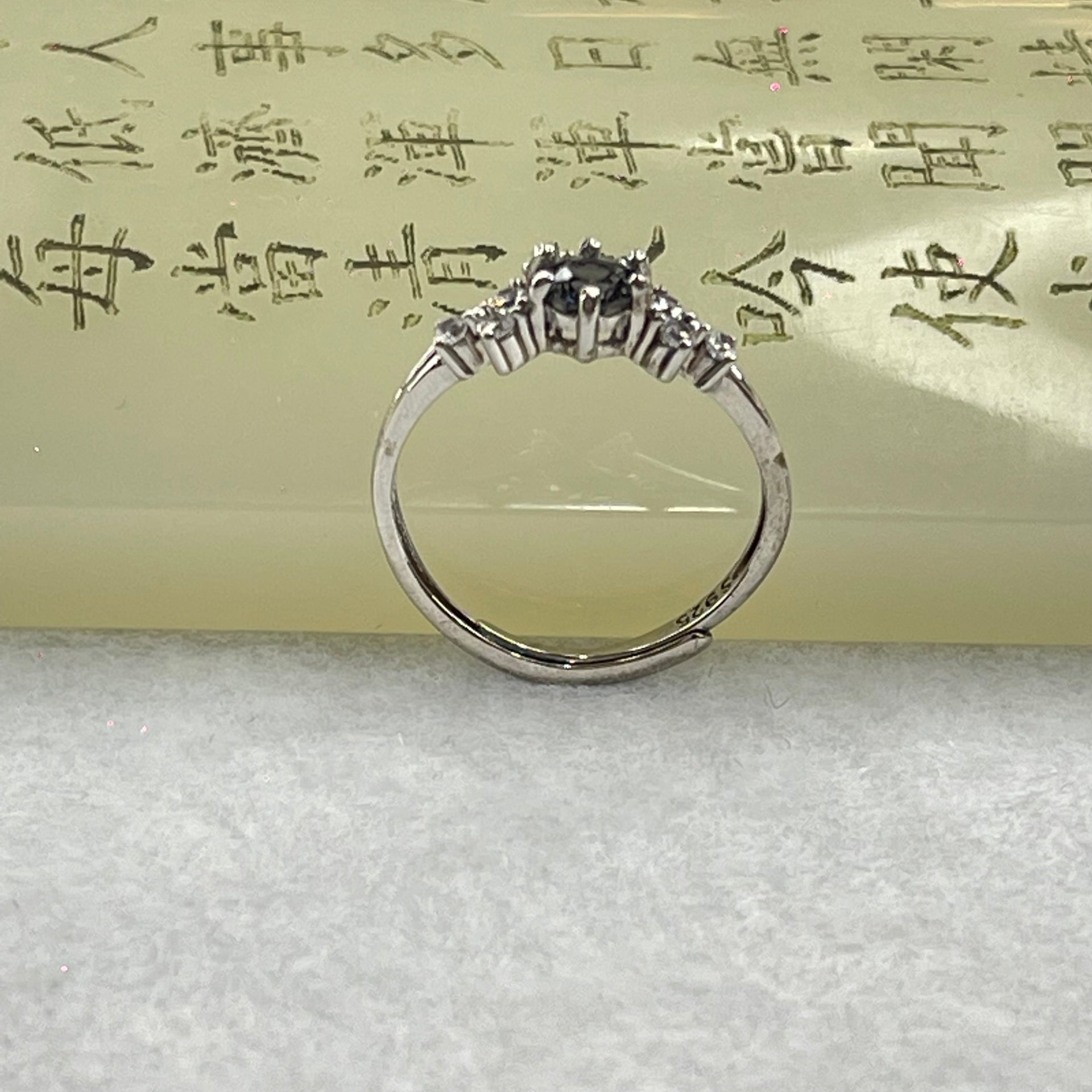 Blueish Green Cubic Zirconia in S925 Sliver Ring (Adjustable Size) 1.81g 6.8 by 4.9 by 3.8mm - Huangs Jadeite and Jewelry Pte Ltd