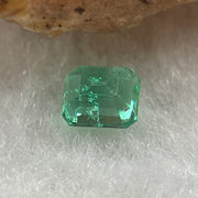 Natural Colombia Vivid Green Emerald (Beryl) Cut-Cornered Rectangular Step cut 0.47ct 4.8 by 4.1 by 3.1mm - Huangs Jadeite and Jewelry Pte Ltd