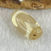 Natural Powerful Tibetan Old Oily Agate Tiger Tooth Daluo Dzi Bead Heavenly Master (Tian Zhu) 虎呀天诛 3.31g 20.1 by 10.8mm - Huangs Jadeite and Jewelry Pte Ltd