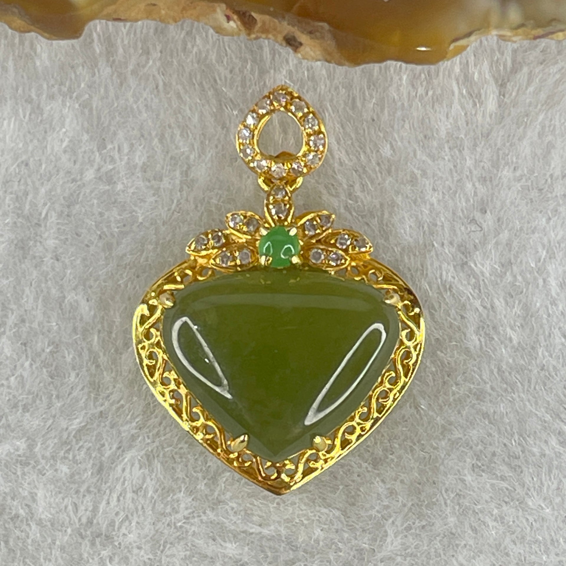 Type A Natural Icy Green Jadeite Heart Shape in 18K 750 Yellow Gold and Diamonds Clasp Pendant 1.83g 10.5 by 13.0 by 3.0mm - Huangs Jadeite and Jewelry Pte Ltd