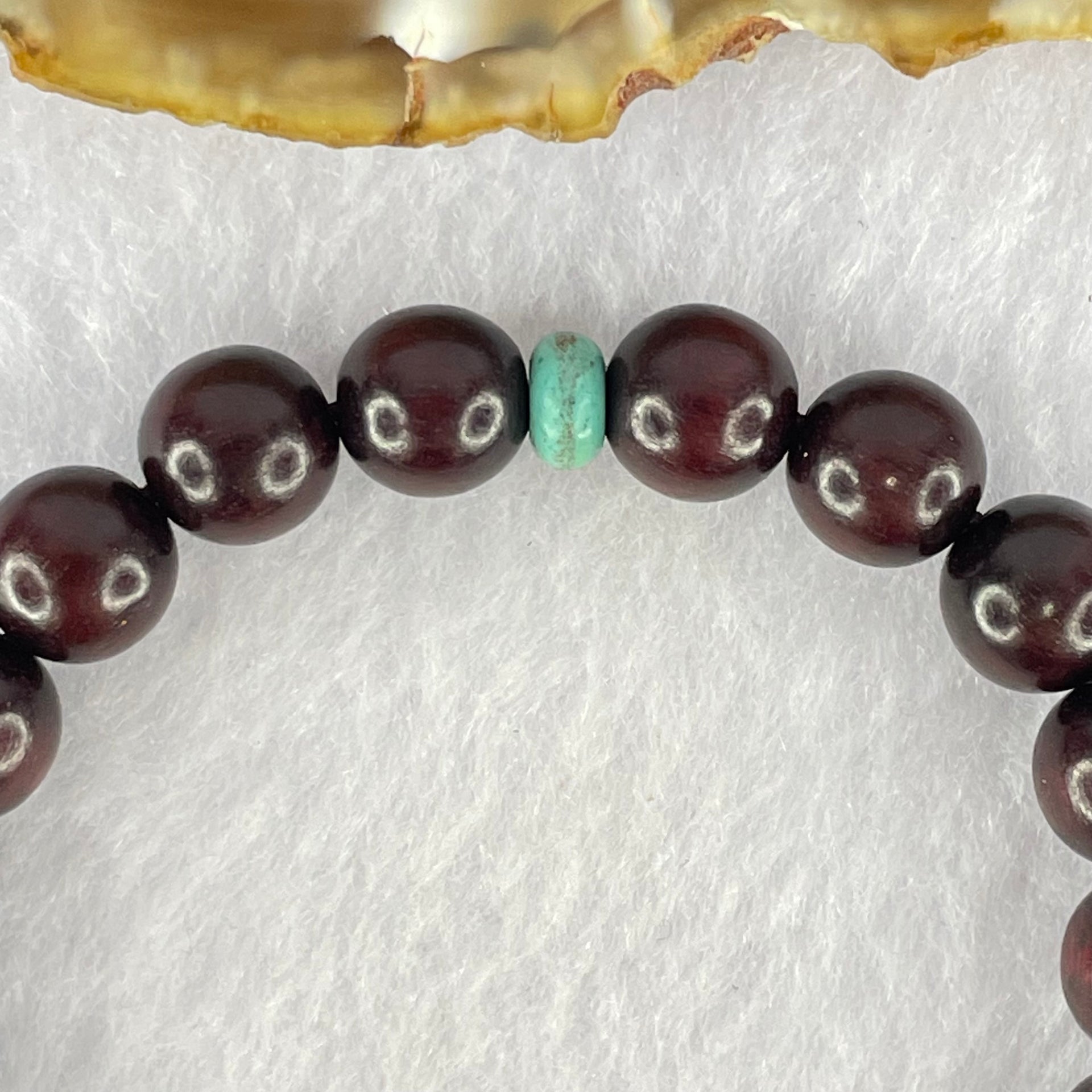Natural Blood Rosewood with Variscite Beads Bracelet 天然血檀寿山石手链 8.23g 15cm 8.7mm 3 Beads 8.4mm 18 Beads - Huangs Jadeite and Jewelry Pte Ltd