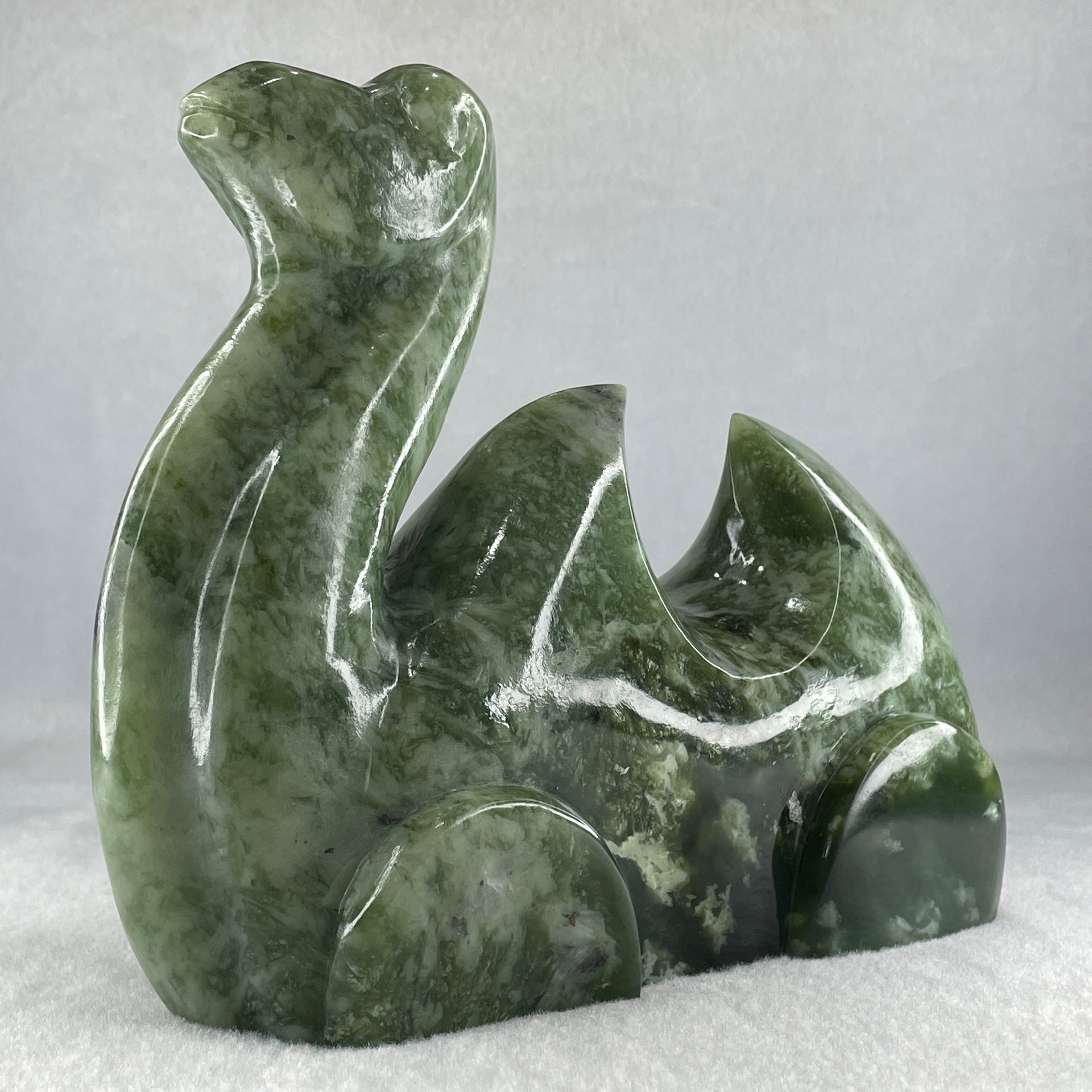 Natural Green Serpentine Camel Display 2,325.5g 189.0 by 75.0 by 155.0mm - Huangs Jadeite and Jewelry Pte Ltd