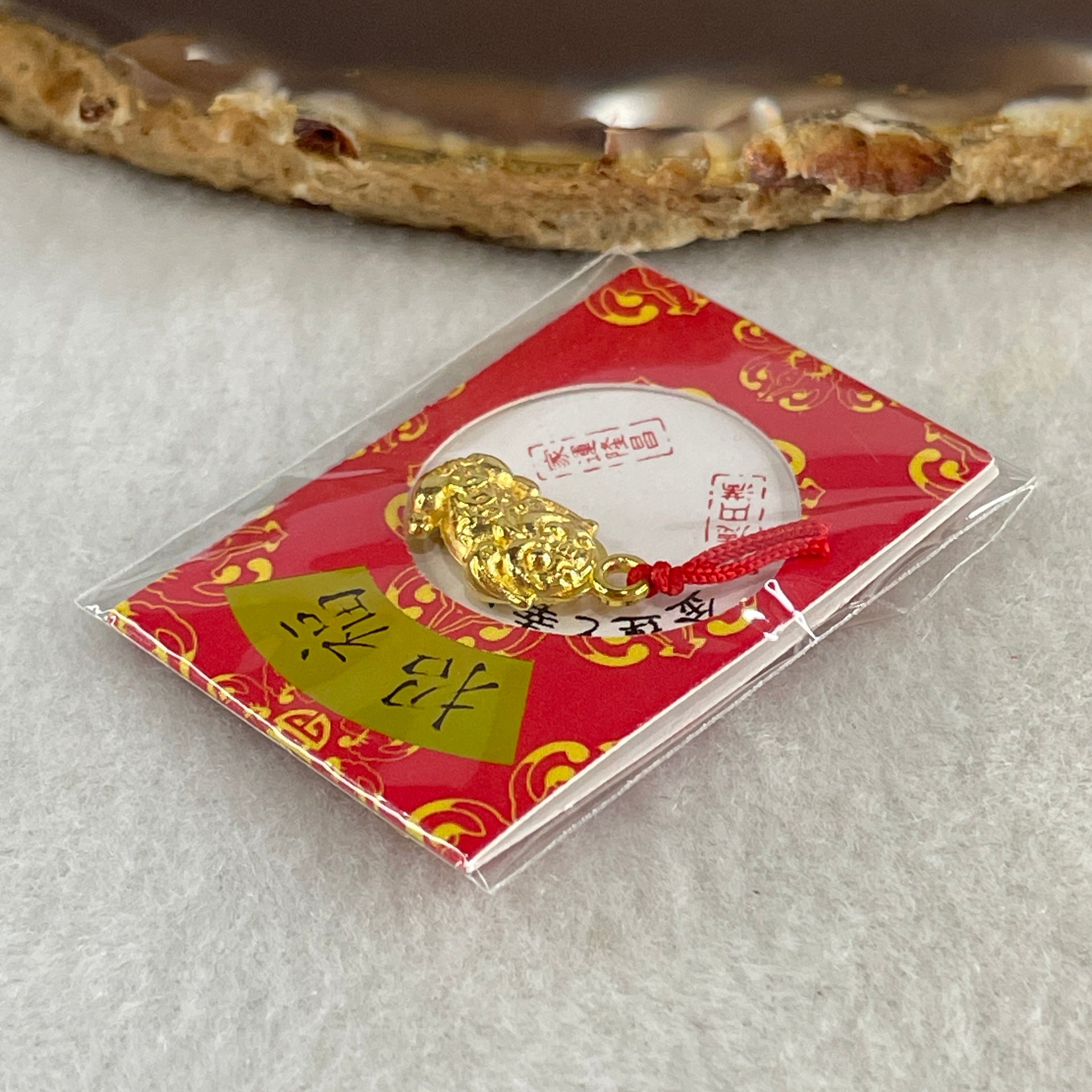 Gold Color Pixiu Lucky Charm 1.35g 15.4 by 8.2 by 3.9mm - Huangs Jadeite and Jewelry Pte Ltd