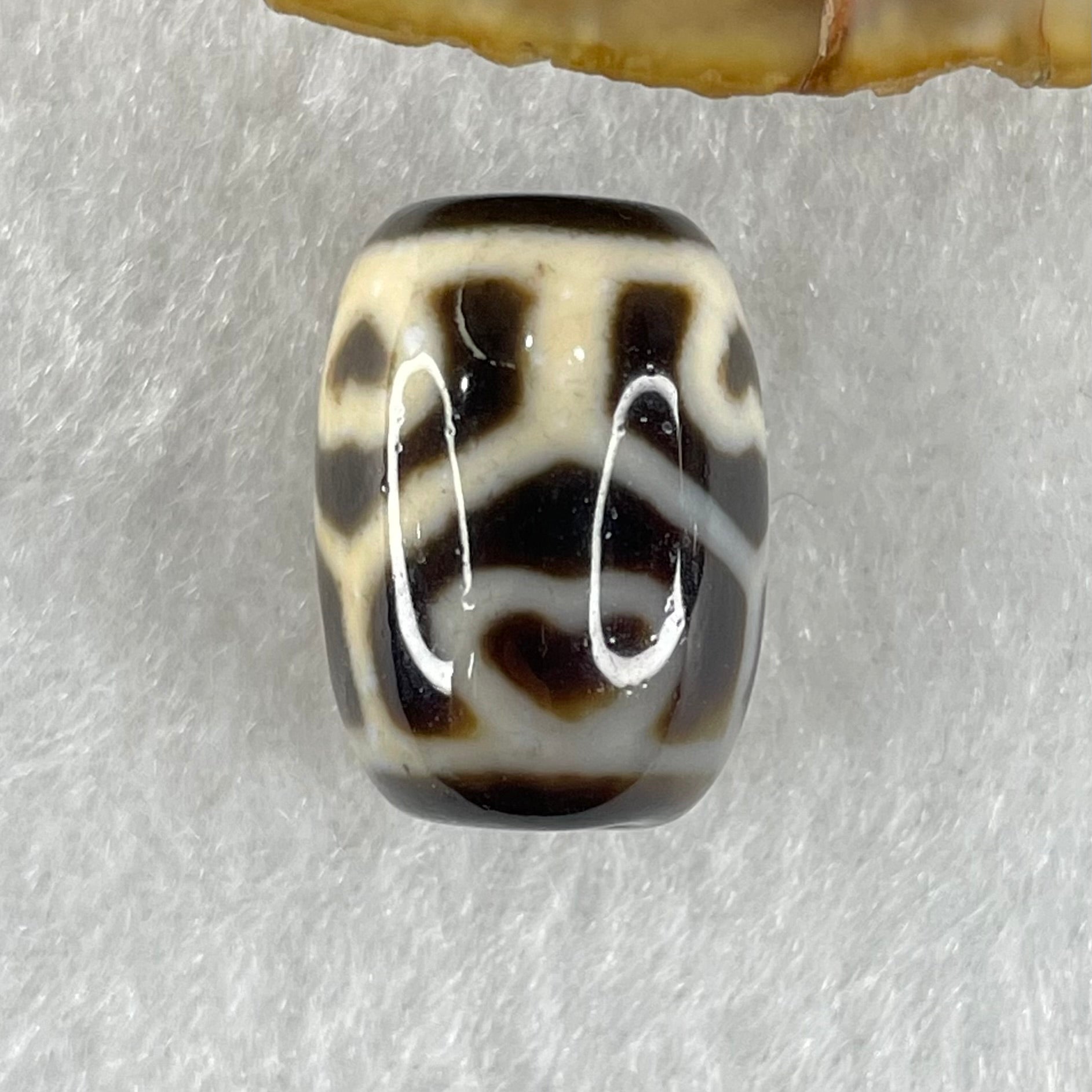 Natural Powerful Tibetan Old Oily Agate 6 Hearts Tortoise Shell Dzi Bead Heavenly Master (Tian Zhu) 六心龟壳天珠 5.01g 18.1 by 13.1mm - Huangs Jadeite and Jewelry Pte Ltd
