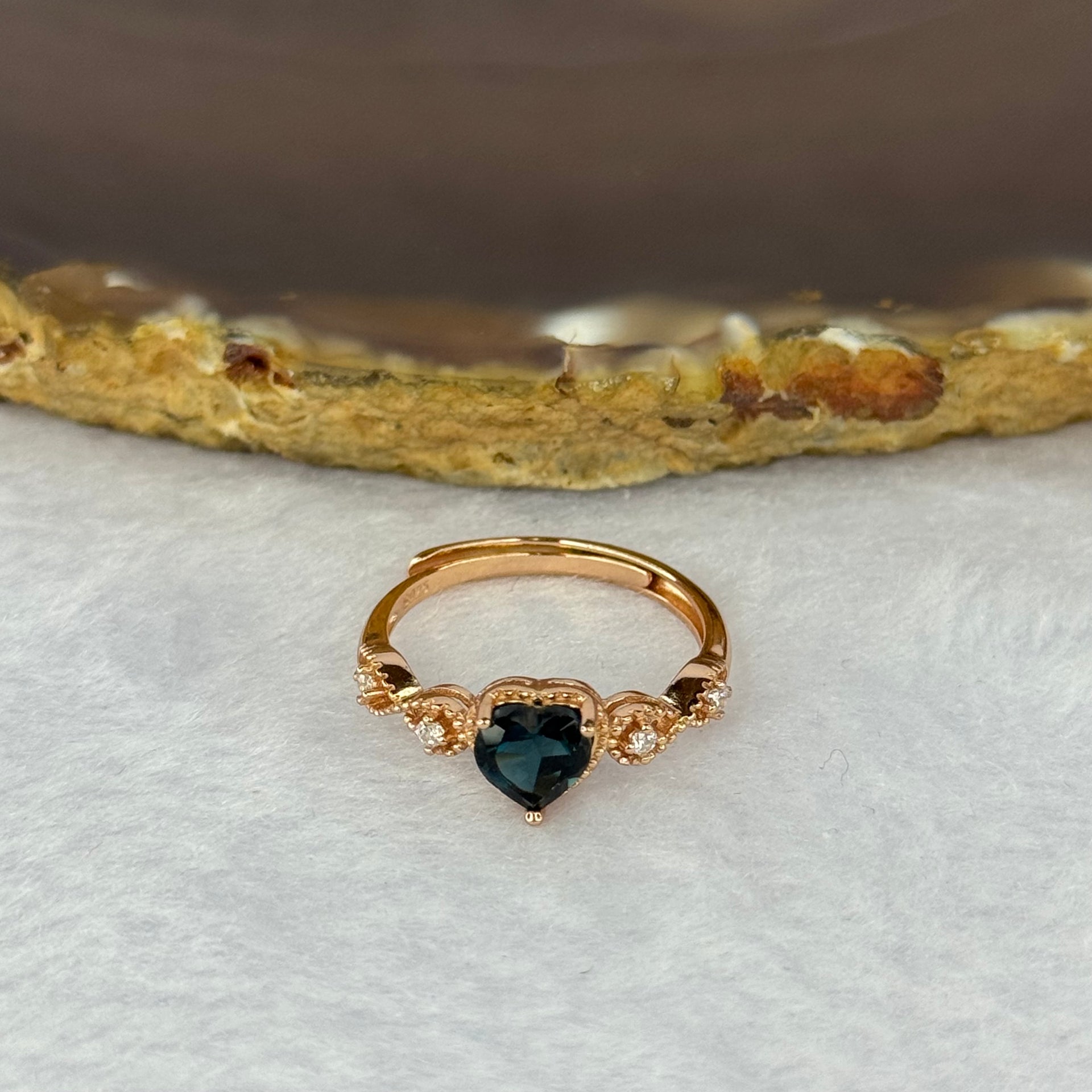 Natural Blue Sapphire in 925 Sliver Rose Gold Color Ring (Adjustable Size) 1.71g 6.2 by 5.1 by 3.8mm - Huangs Jadeite and Jewelry Pte Ltd