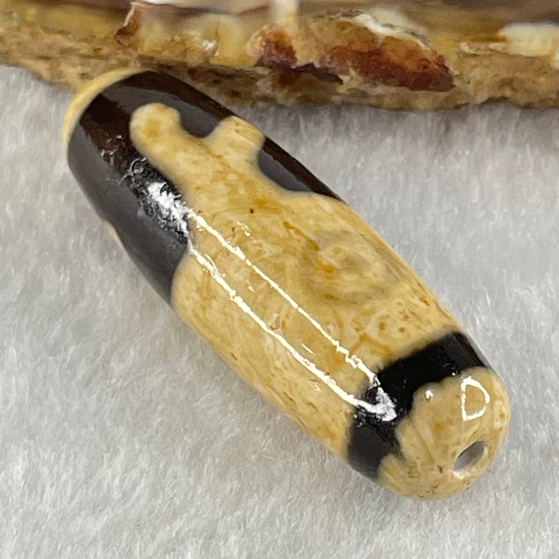 Natural Powerful Tibetan Old Oily Agate Pig Dzi Bead Heavenly Master (Tian Zhu) 猪天珠 9.38g 38.4 by 12.6mm - Huangs Jadeite and Jewelry Pte Ltd