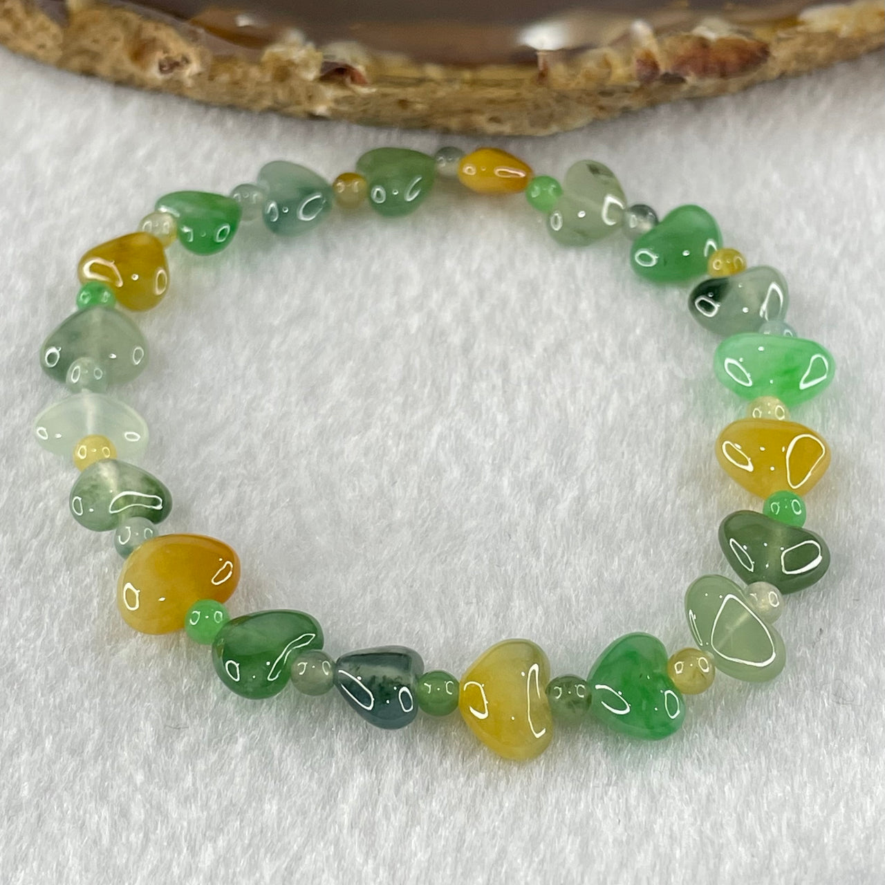 Type Icy A Muti Color (Green, Yellow, White) Jadeite Heart Shaped Beads Bracelet 9.93g 15.5cm 7.1 by 6.5 by 4.4mm 20 beads - Huangs Jadeite and Jewelry Pte Ltd