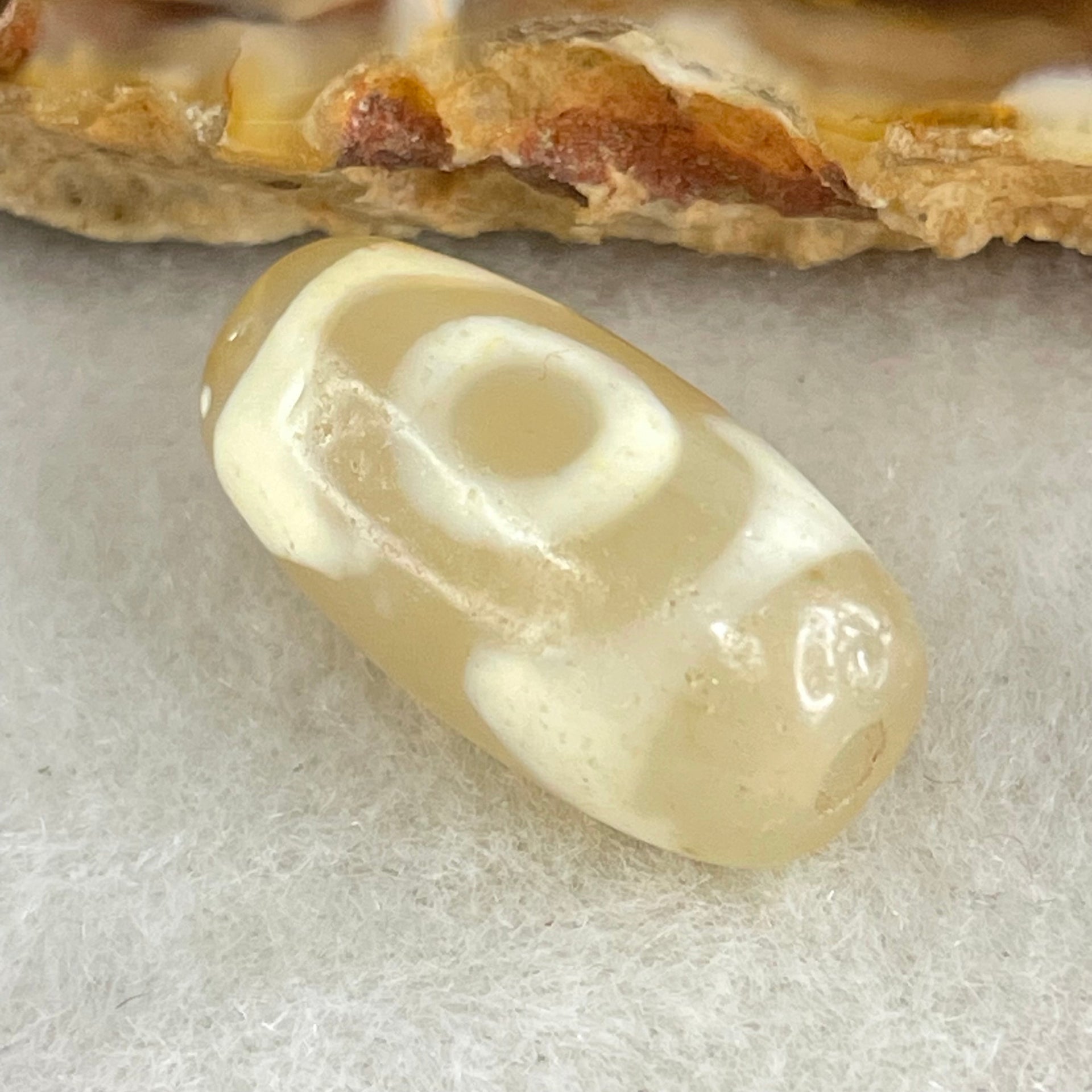 Natural Powerful Tibetan Old Oily Agate 3 Eyes Dzi Bead Heavenly Master (Tian Zhu) 三眼天诛 2.94g 19.6 by 10.0mm - Huangs Jadeite and Jewelry Pte Ltd