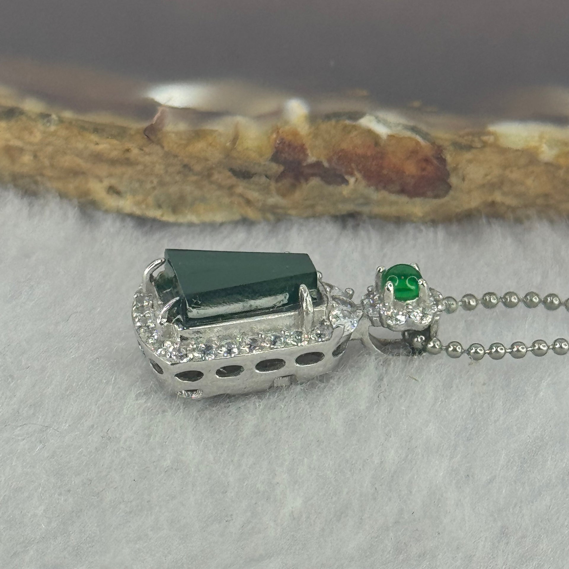 Type A Icy Green Omphasite Jadeite 9.9 by 8.5 by 2.5mm Wu Shi Pai Pendant in S925 Sliver Necklace 4.56g - Huangs Jadeite and Jewelry Pte Ltd